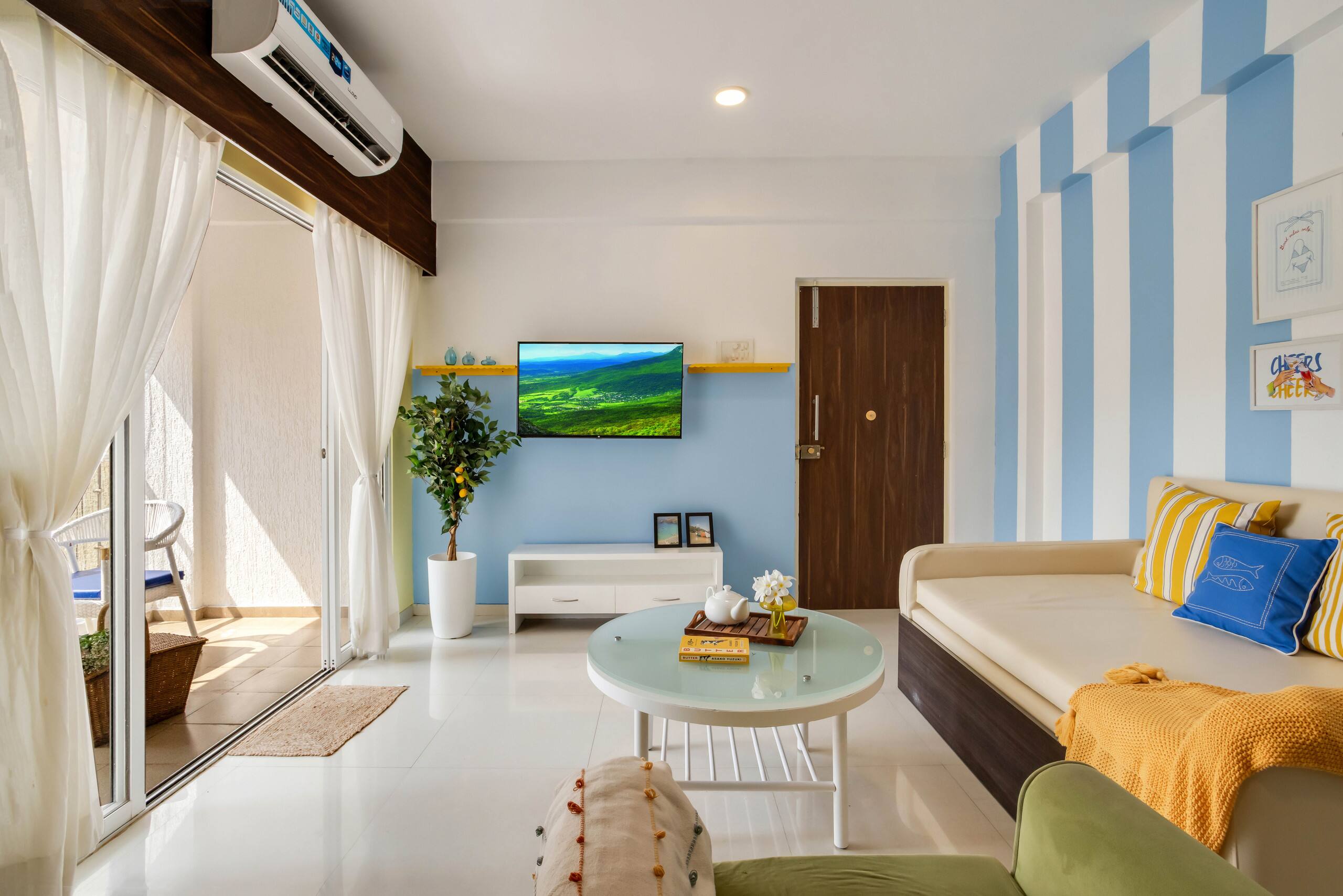 2BHK with Pool & Balcony near Anjuna Beach 9