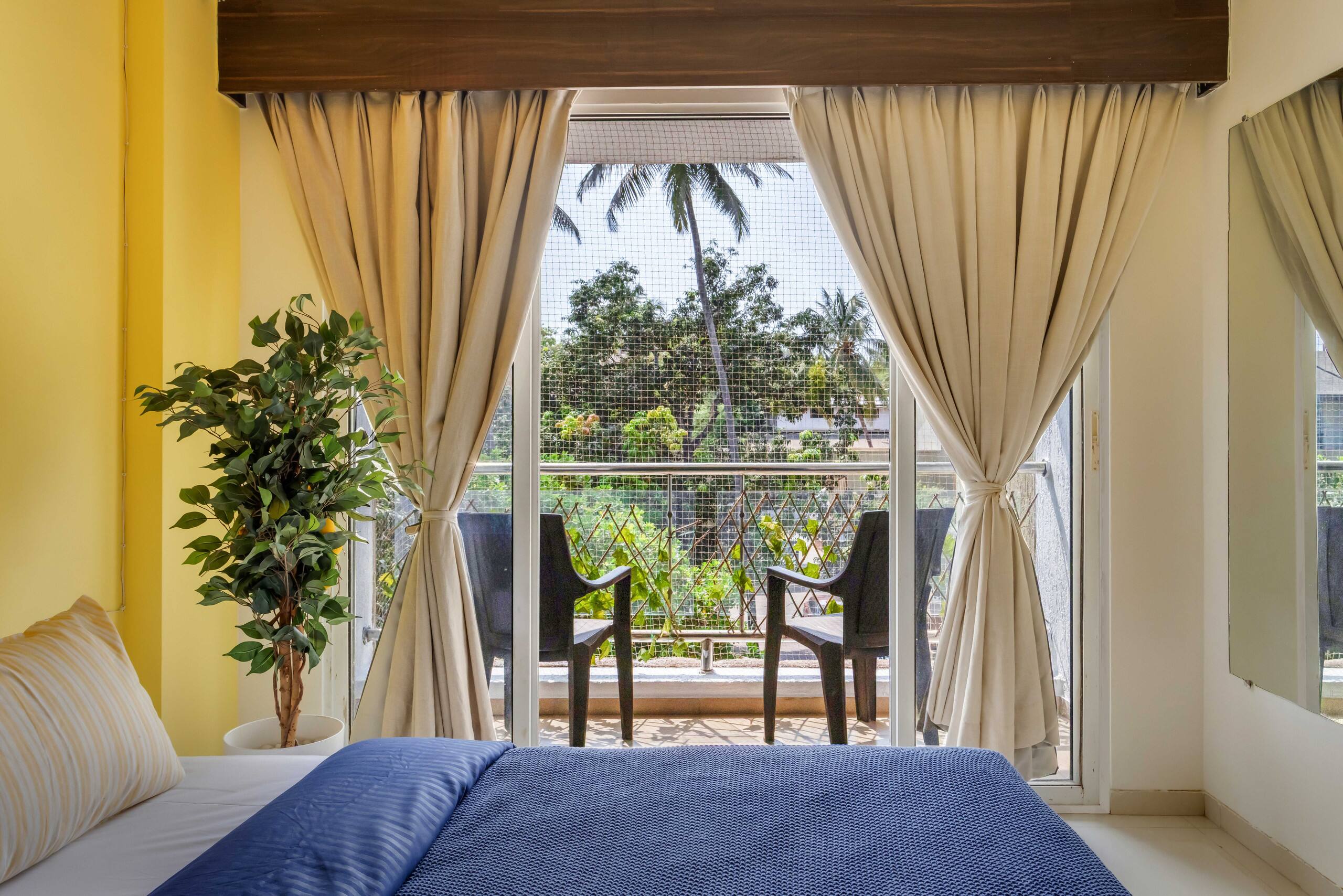 2BHK with Pool & Balcony near Anjuna Beach 22