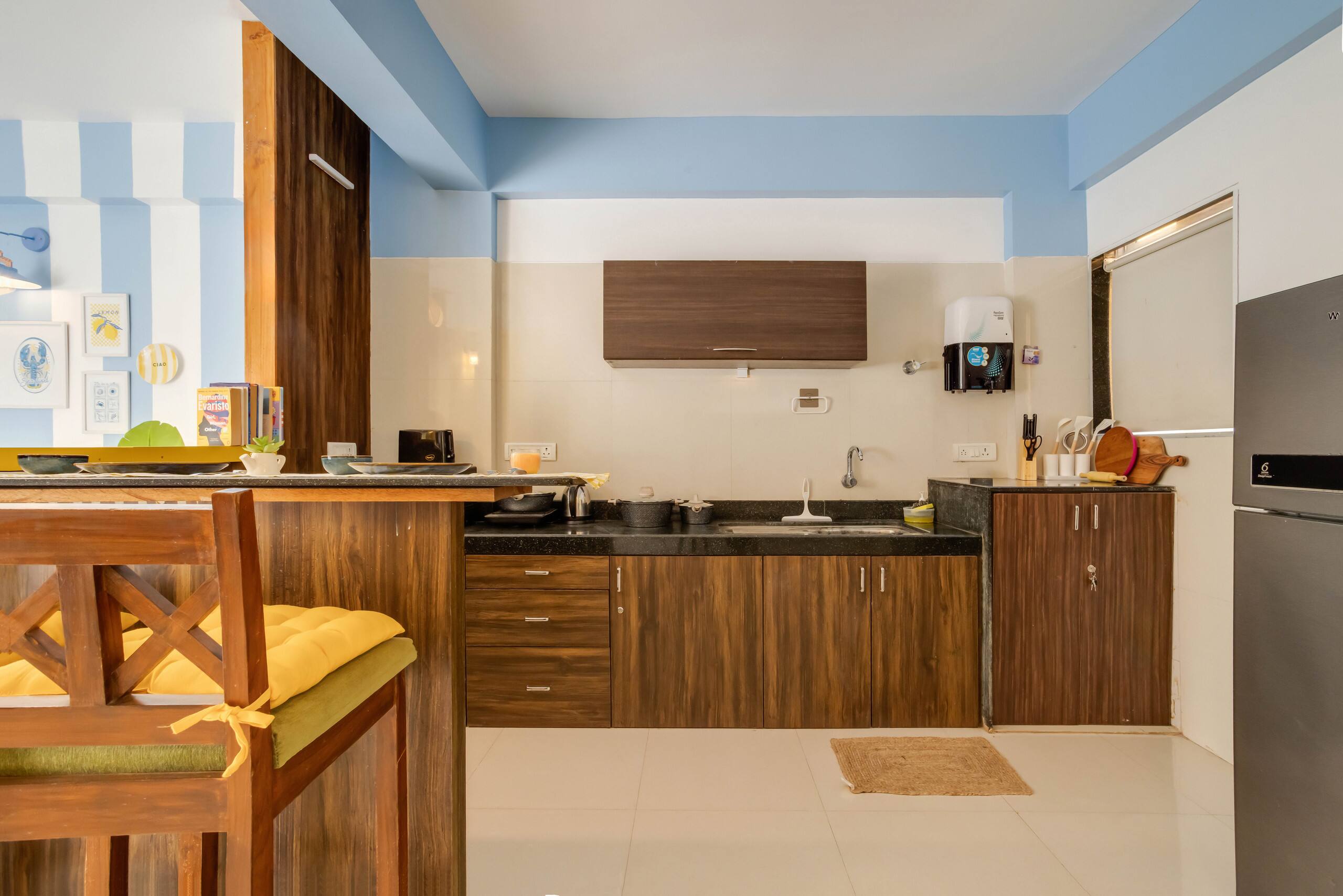 2BHK with Pool & Balcony near Anjuna Beach 12
