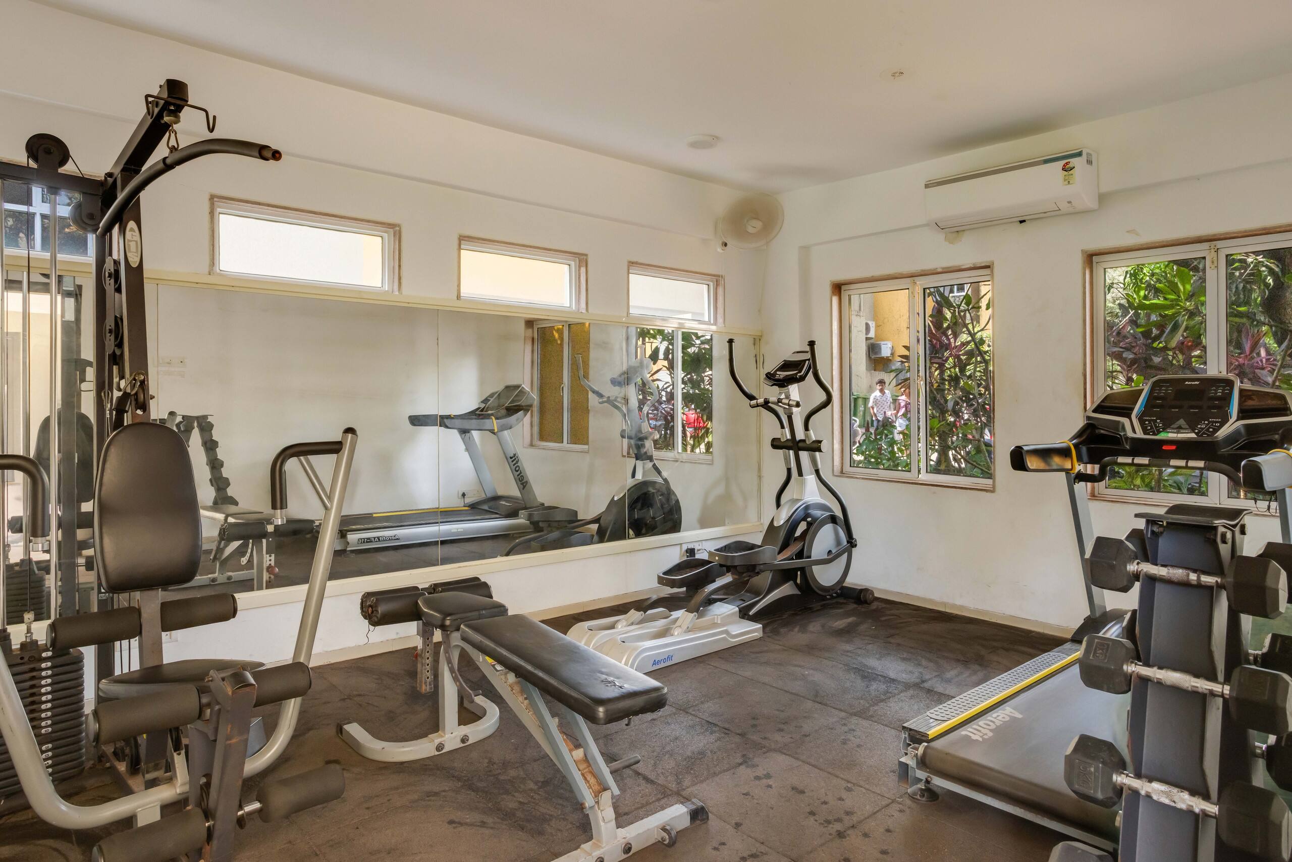 2BHK with Pool & Balcony near Anjuna Beach 24