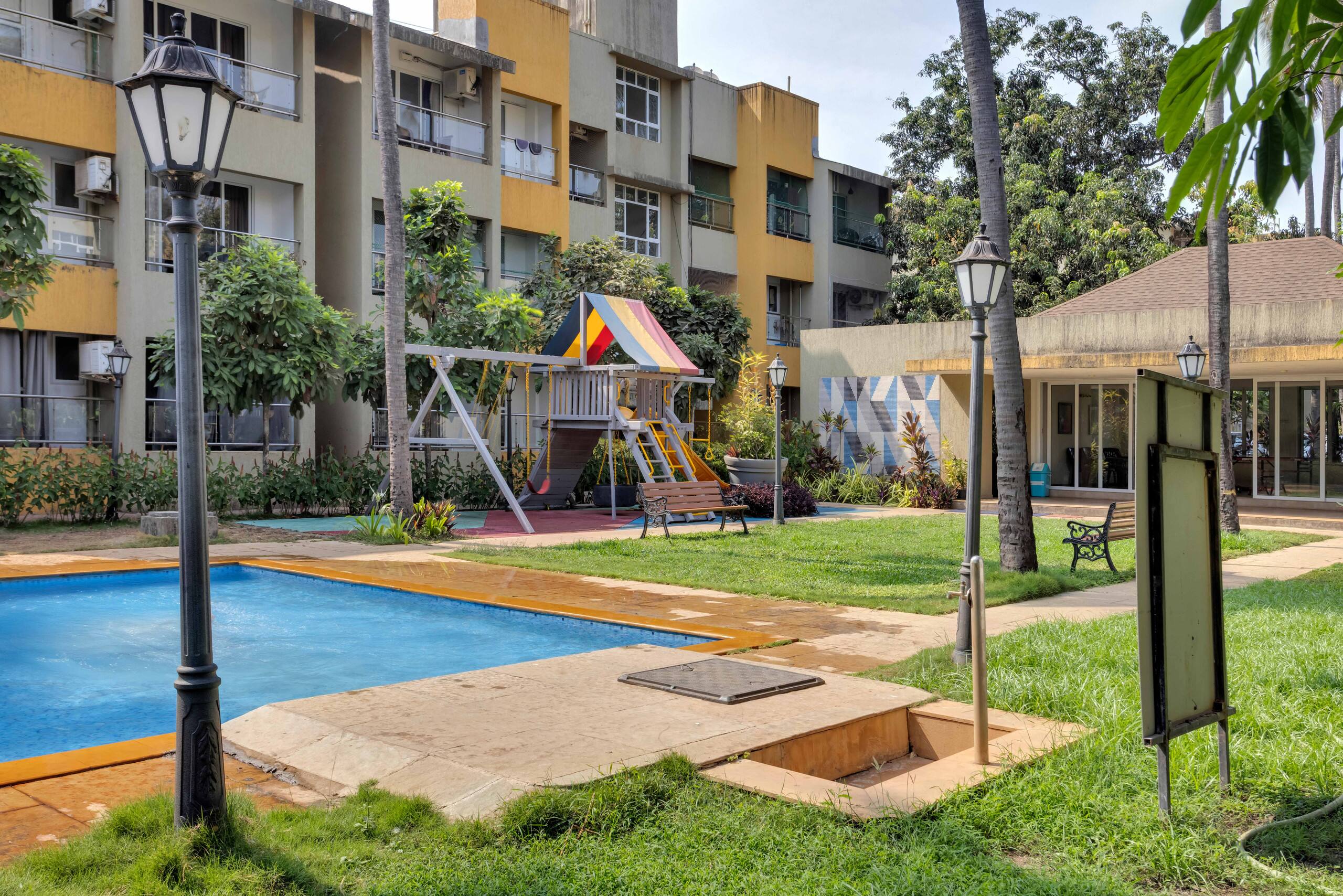 2BHK with Pool & Balcony near Anjuna Beach 26