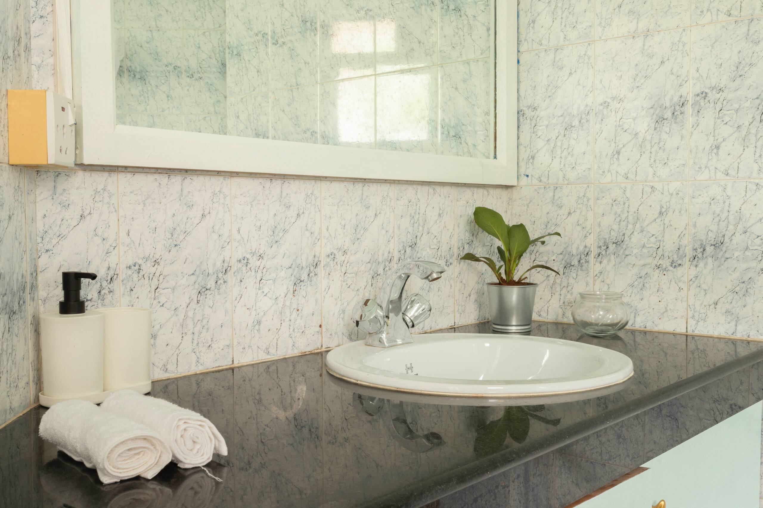 Nirvana-2BHK Ikigai Boutique Apartmnt/Pool/BathTub 14