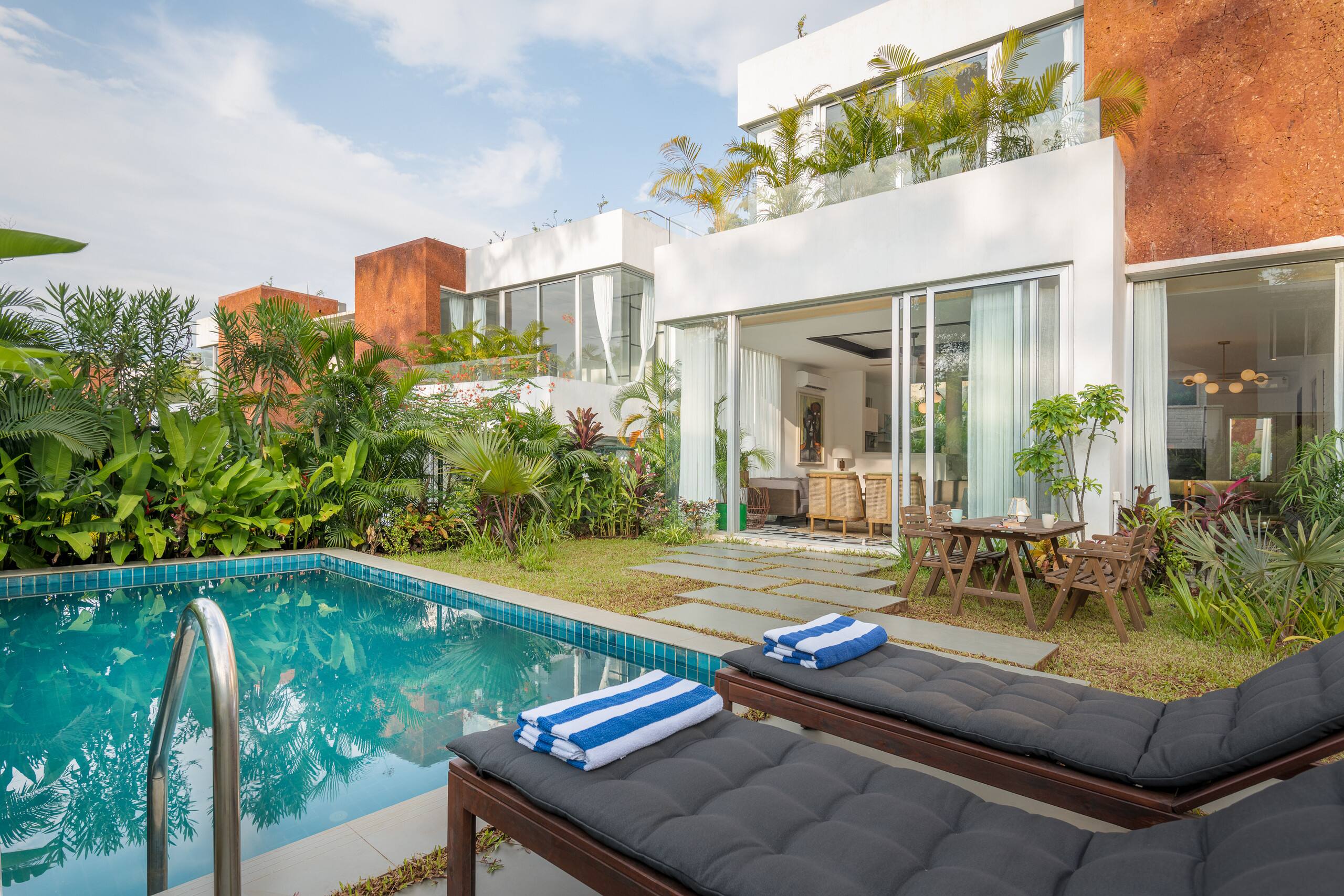 LaZamora Classy Villa Pvt Pool 10m Thalassa Patio 27
