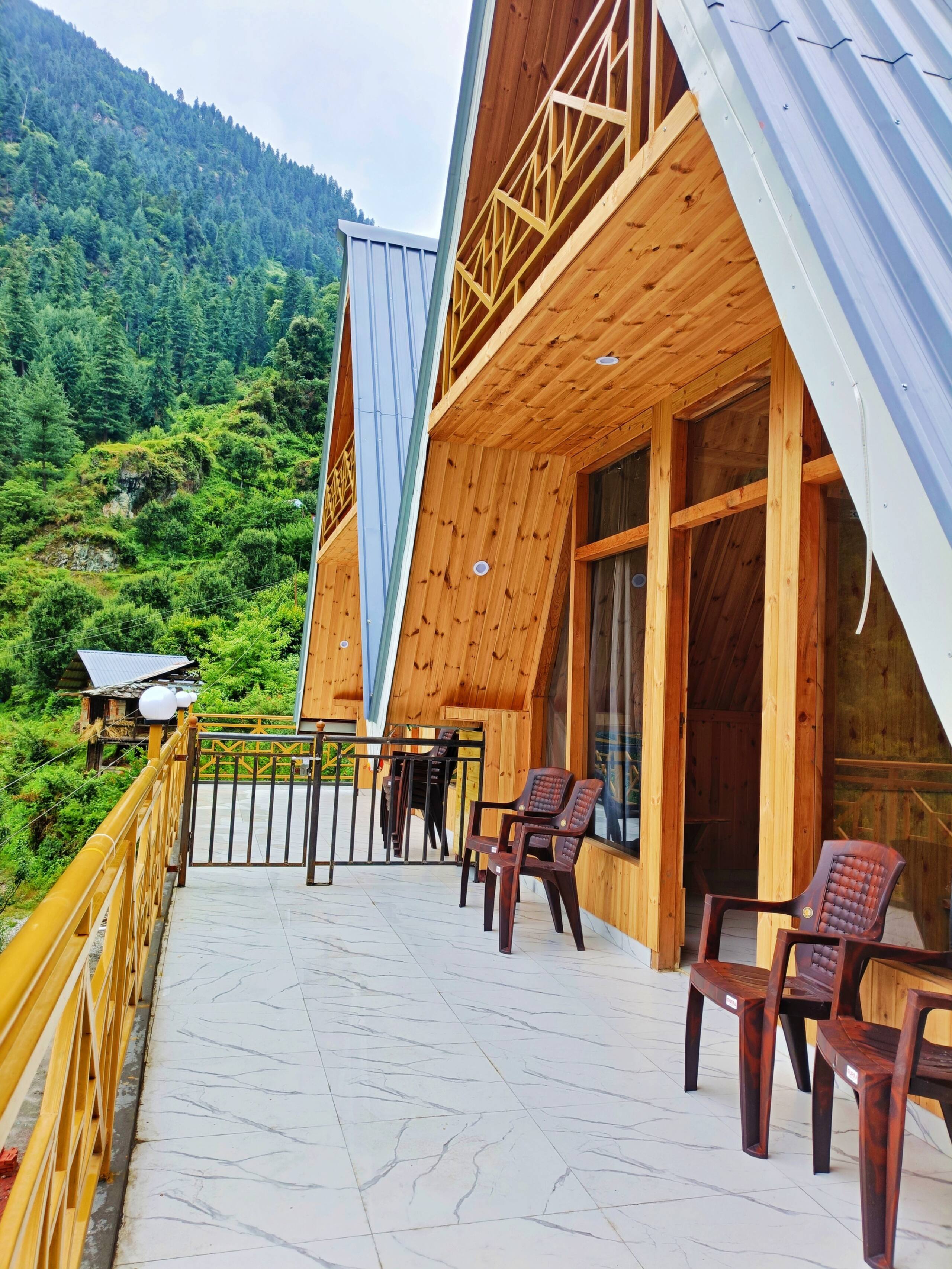 Stardust Cottage, Tirthan Valley - TrekNgo 20