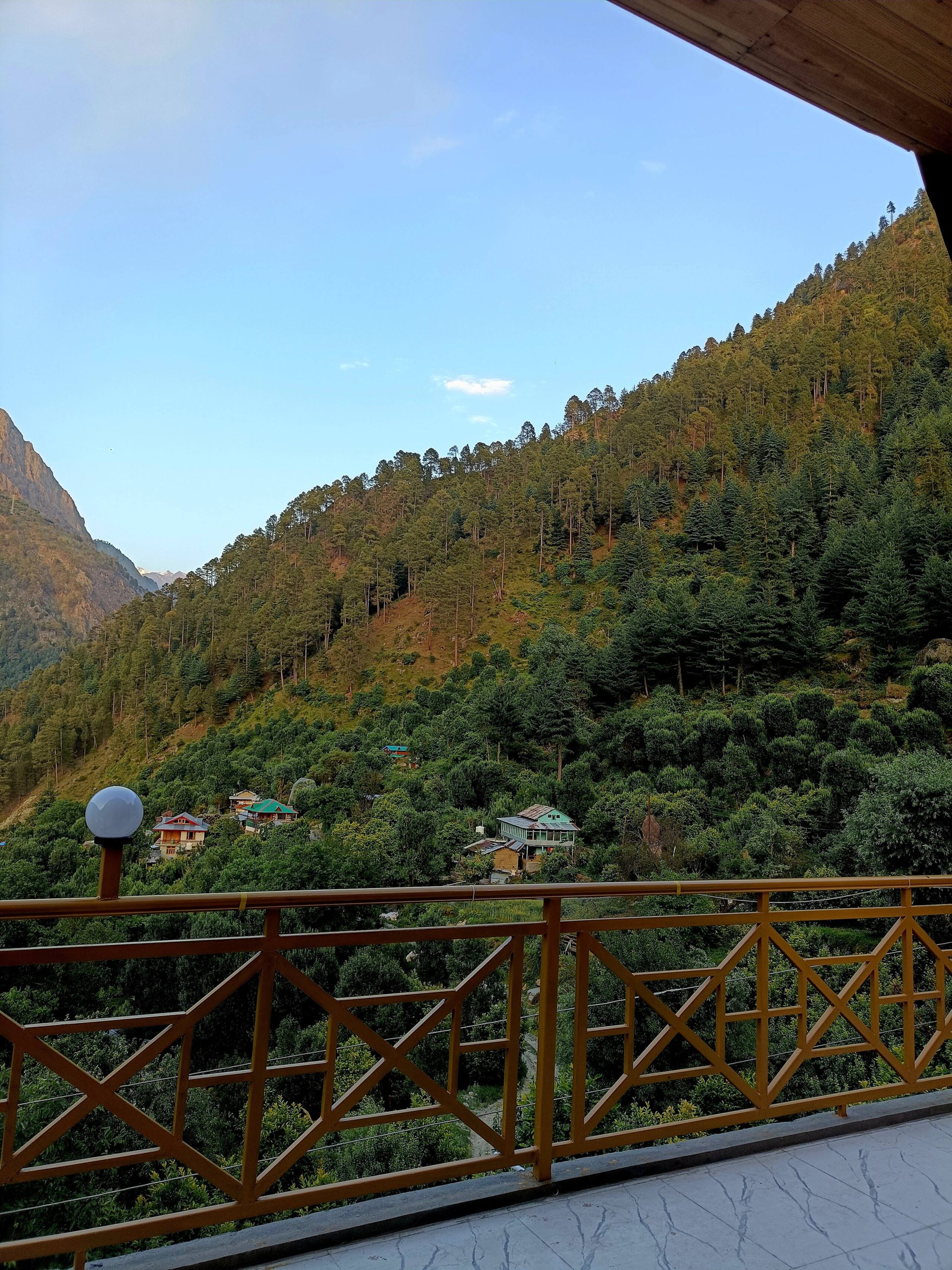 Stardust Cottage, Tirthan Valley - TrekNgo 19