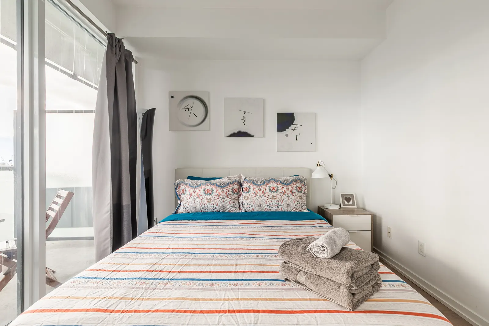 Stylish Executive 1BR Sleeps 4 Prime Location 13