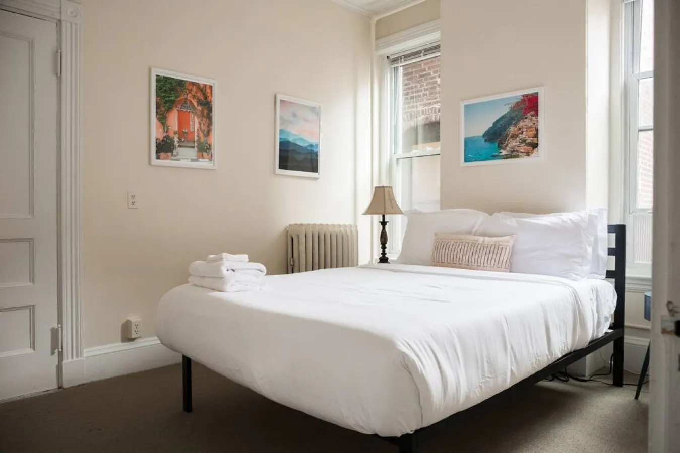 Charming 1 Bedroom Newbury Street 2