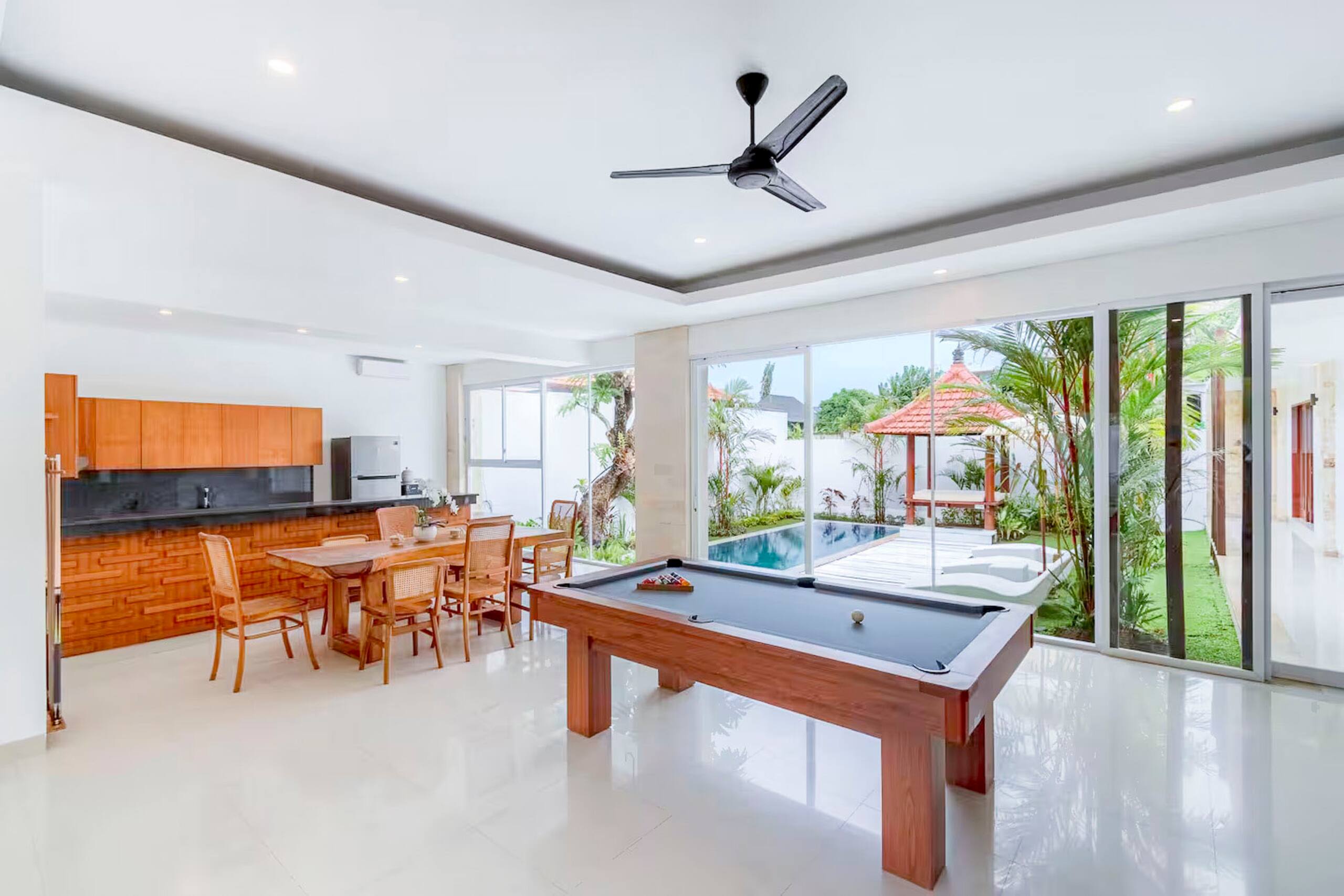 Coco Canggu Villa in the Heart of Berawa — photo 2