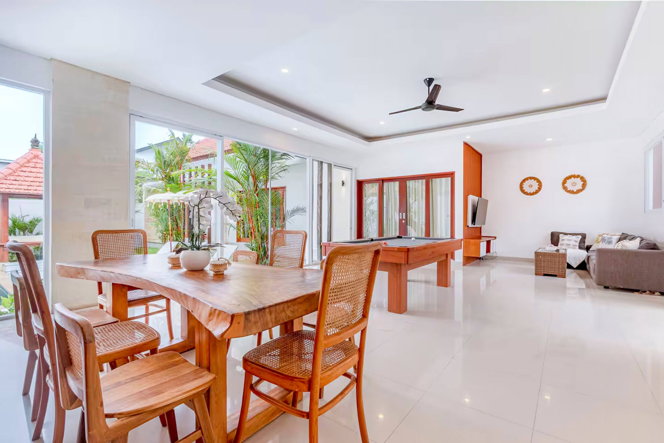 Coco Canggu Villa in the Heart of Berawa — photo 4