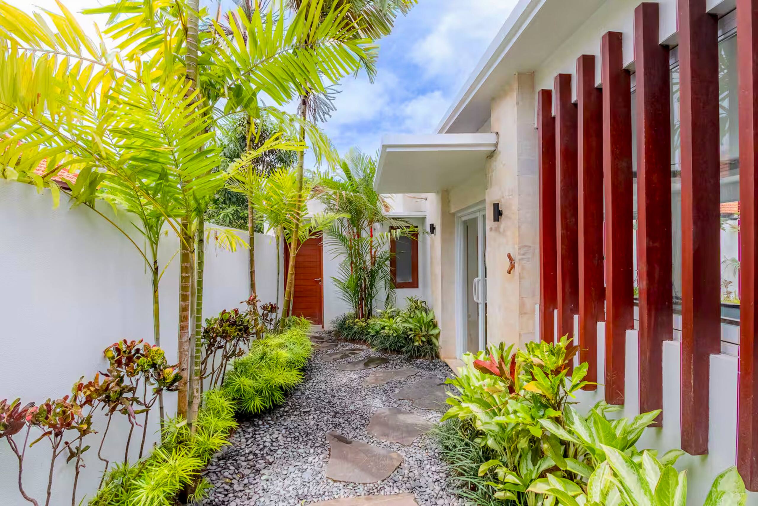 Coco Canggu Villa in the Heart of Berawa 22