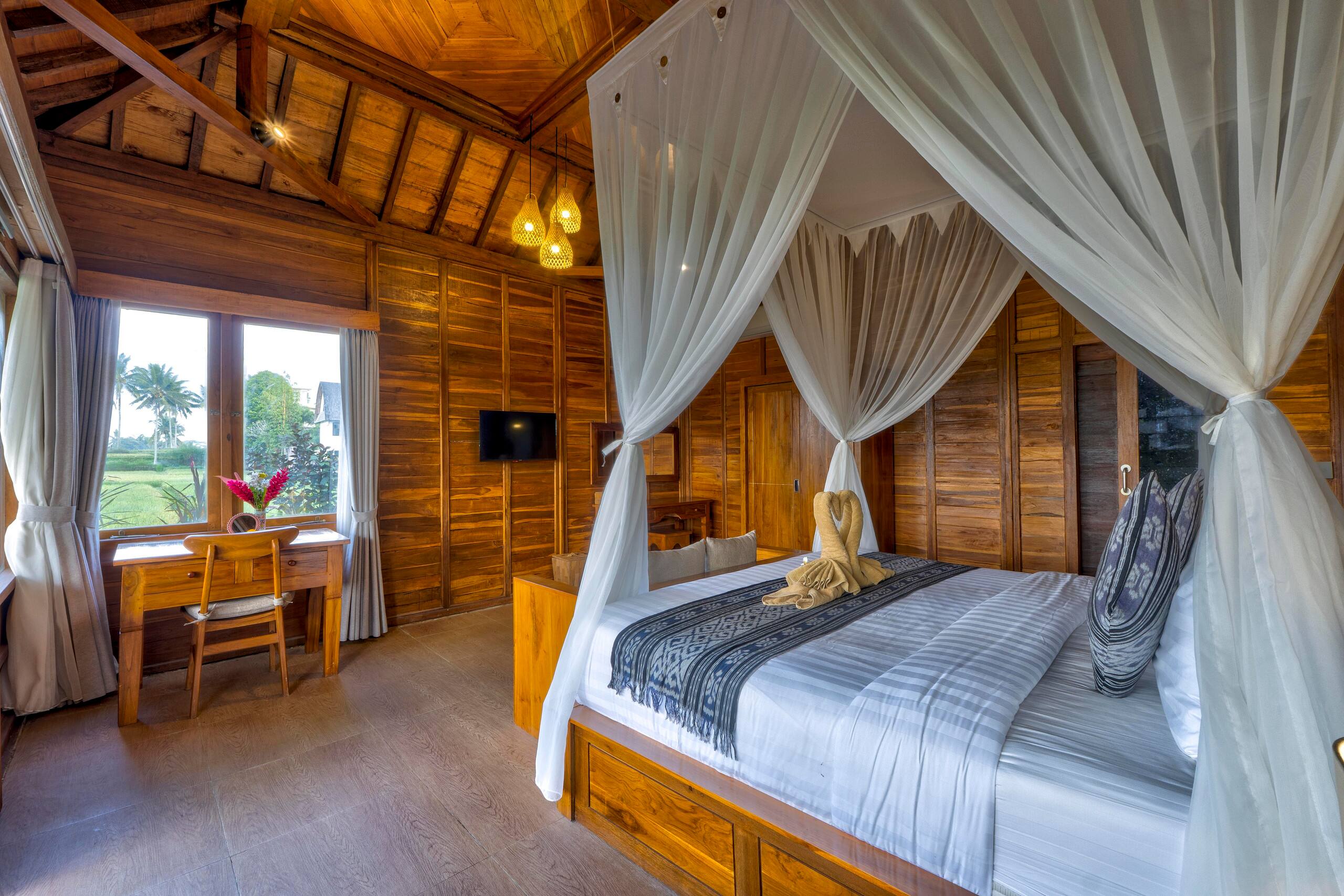 Private pool villa with rice field view near Ubud 16