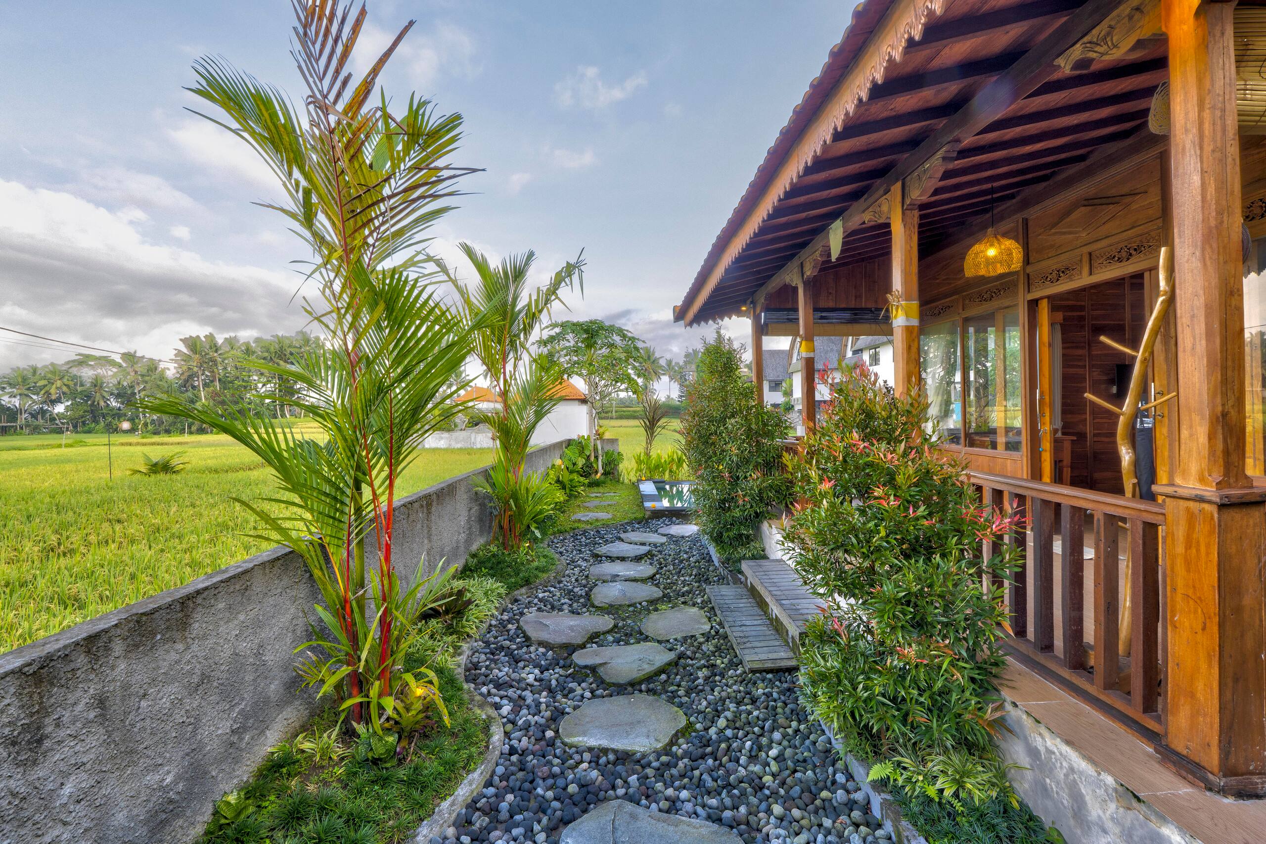 Private pool villa with rice field view near Ubud 27