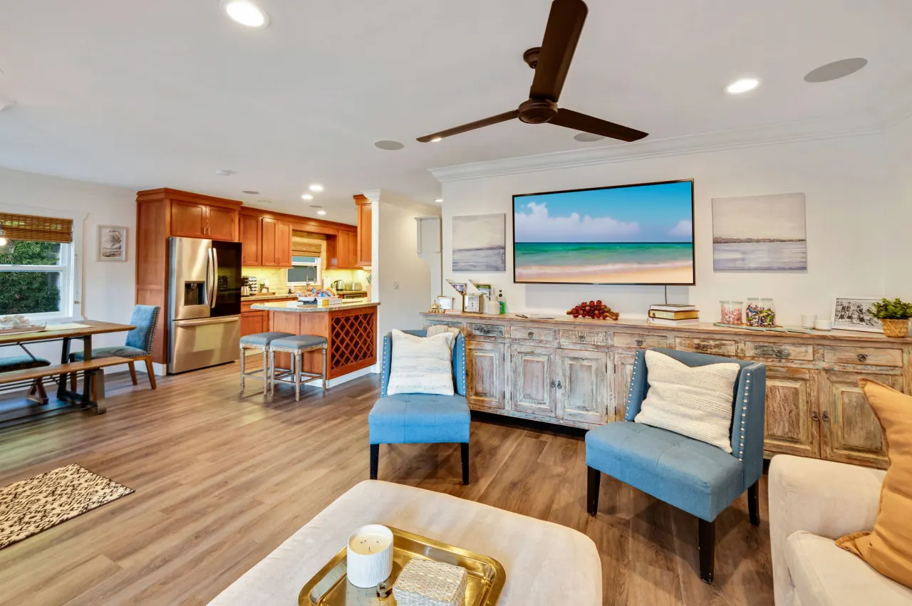Cottage on 14th - 7 Blocks To Beach, XBOX, Bikes, Pets — photo 2