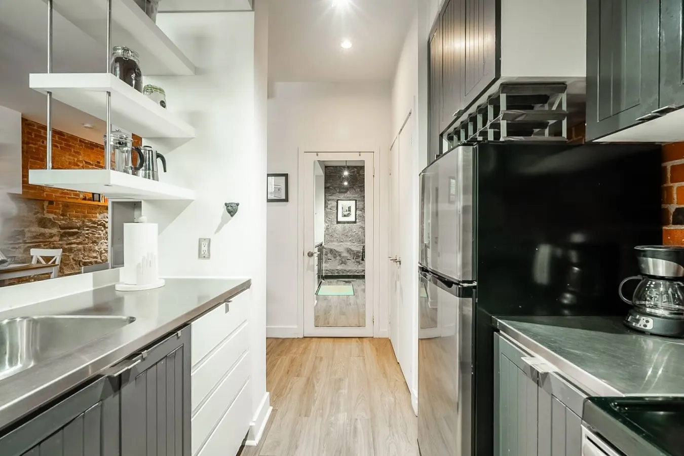 Lower-Level Studio Historic Charm King West 16
