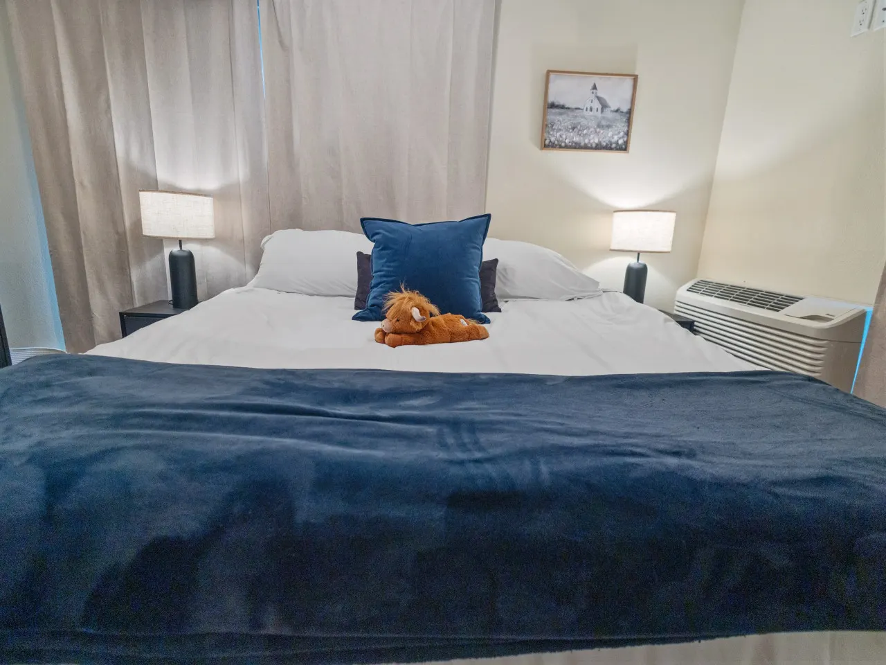 Pet-Friendly Free Garage Parking Close to Downtown, UNL & Haymarket! 15