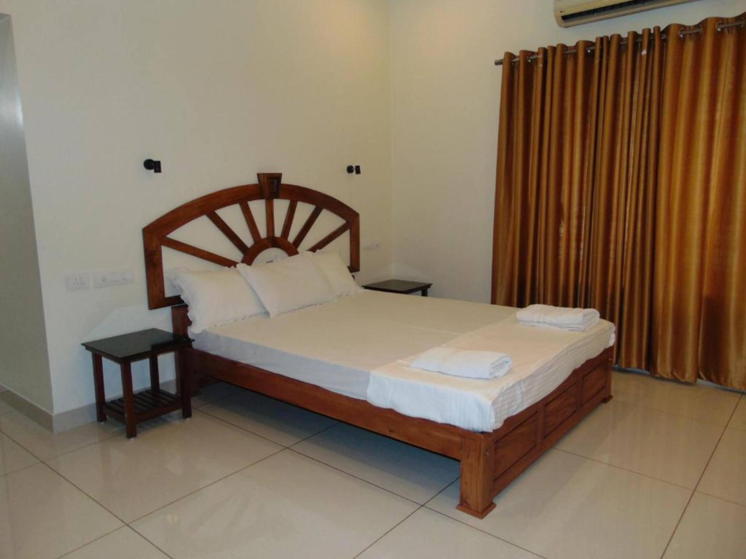 Thushara swimming pool villa 8