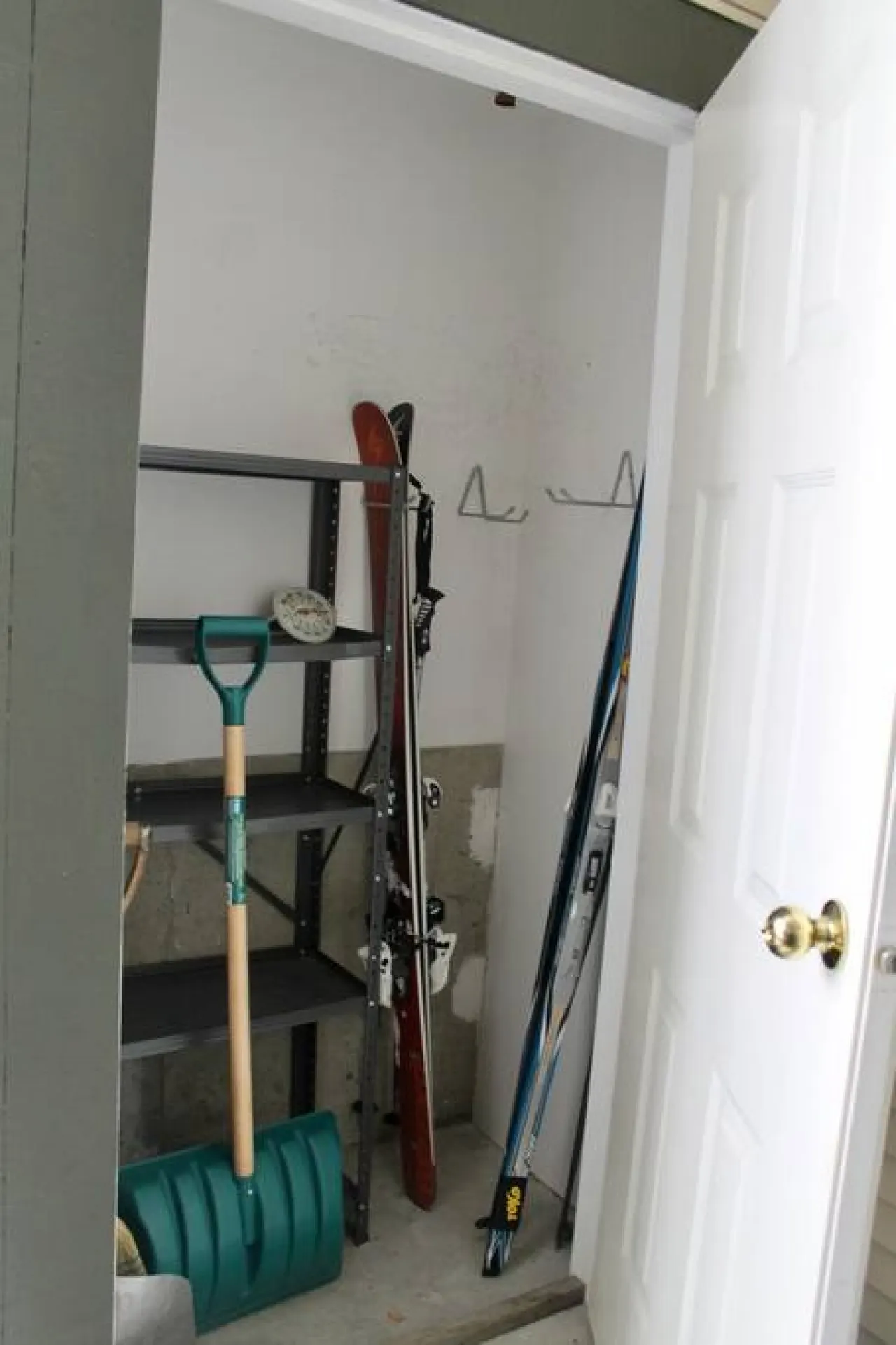Apex Mountain ~ The Snuggle Inn - BC Reg#PM901892022 4