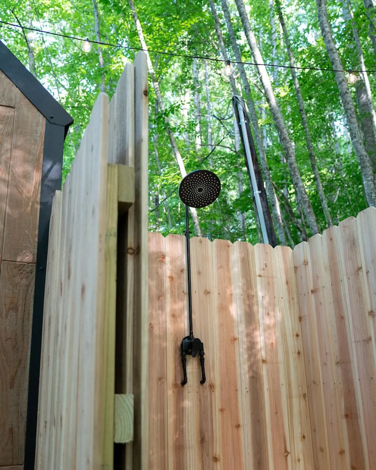 The Twig Outdoor Shower, Deck & Cozy Chimney 18