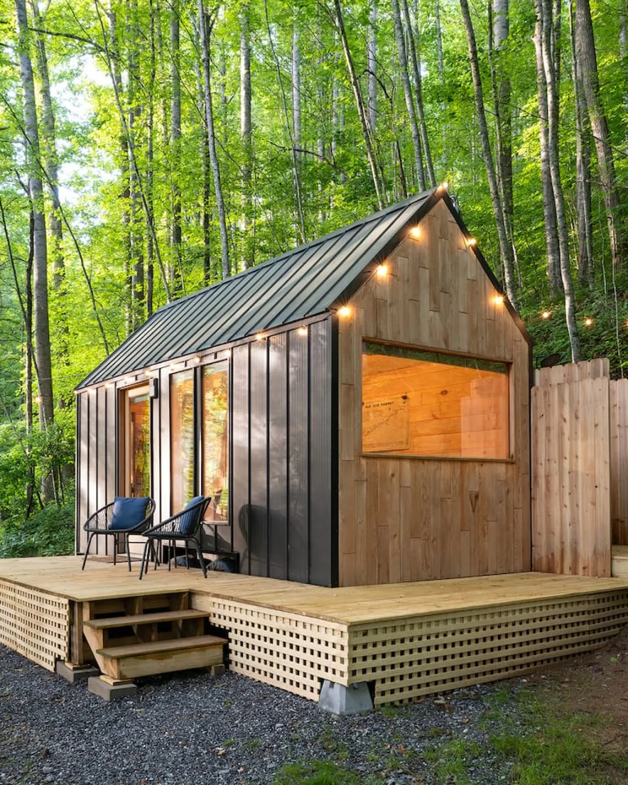 The Twig Outdoor Shower, Deck & Cozy Chimney 5