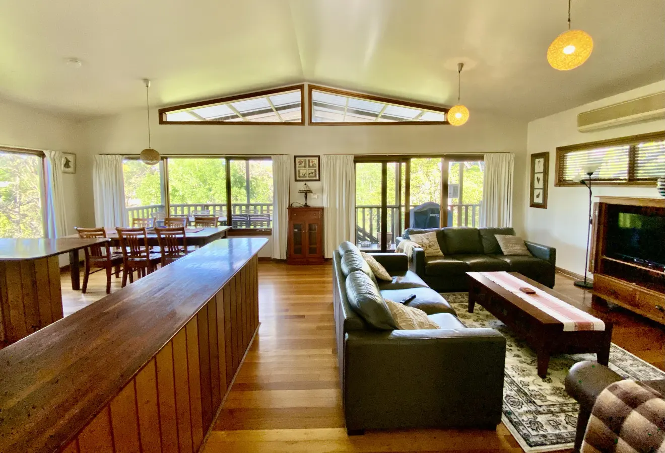 Harry's Lookout ‘Home away from Home’