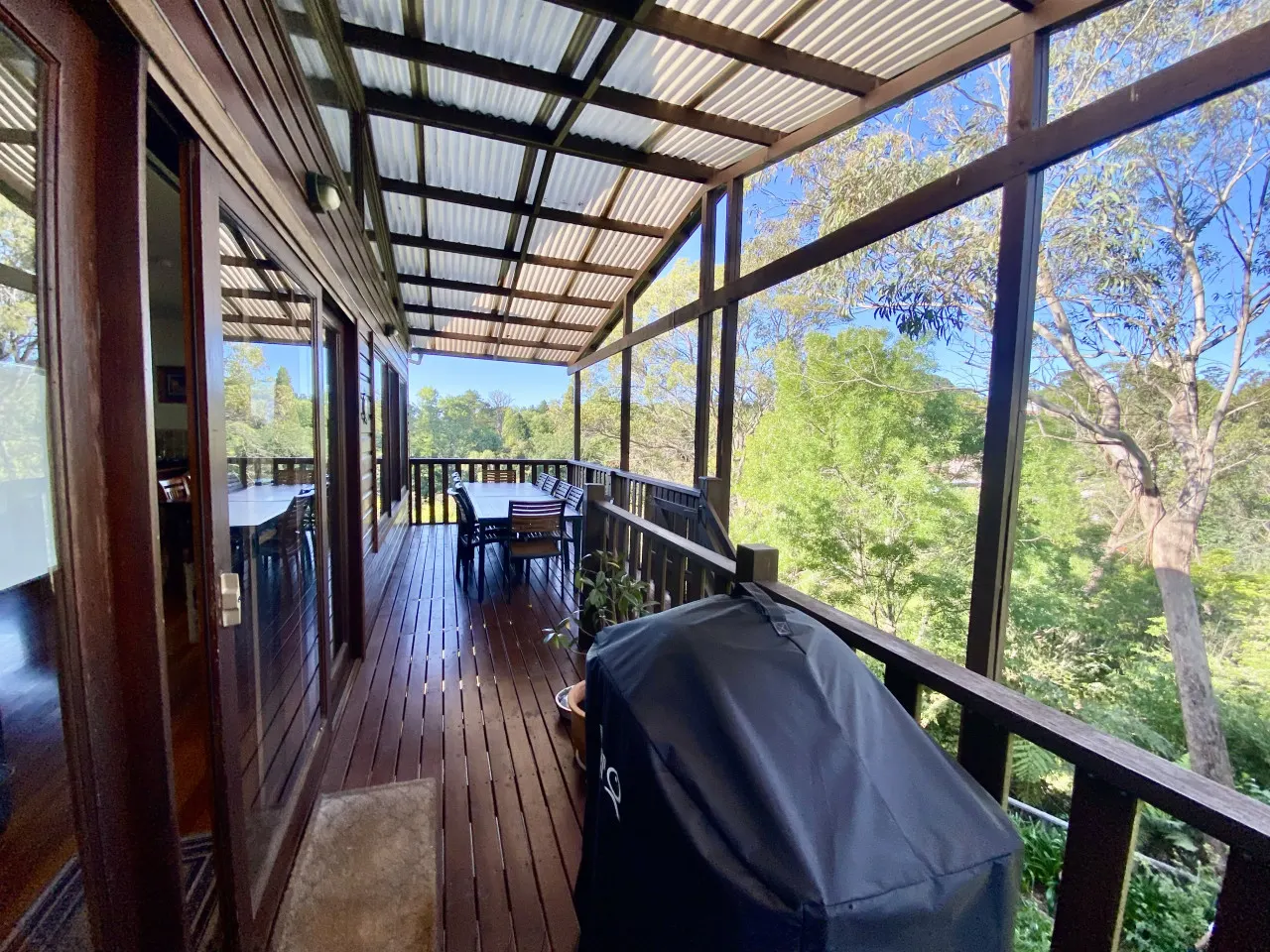 Harry's Lookout ‘Home away from Home’ 11