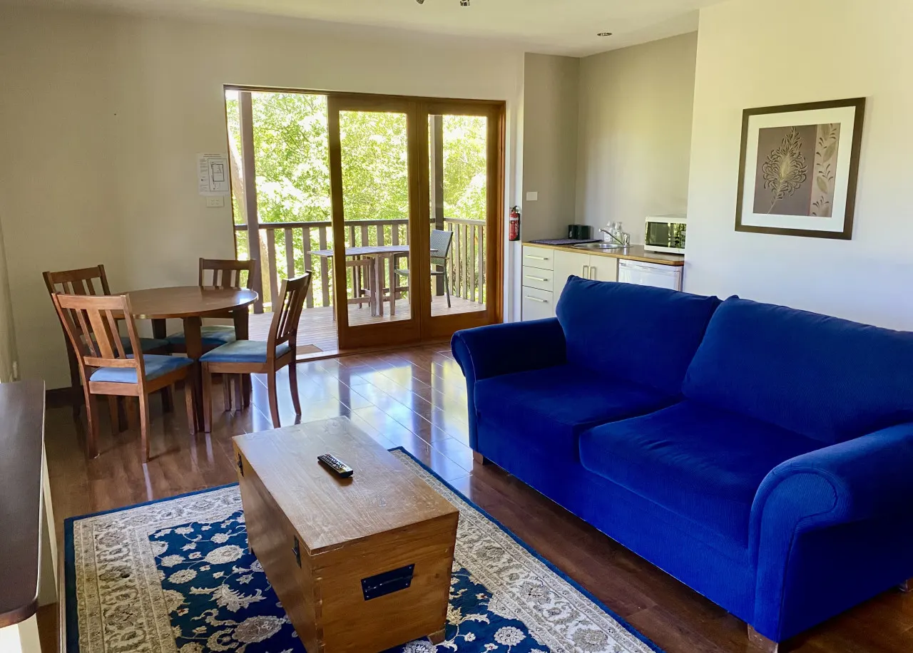 Harry's Lookout ‘Home away from Home’ 15