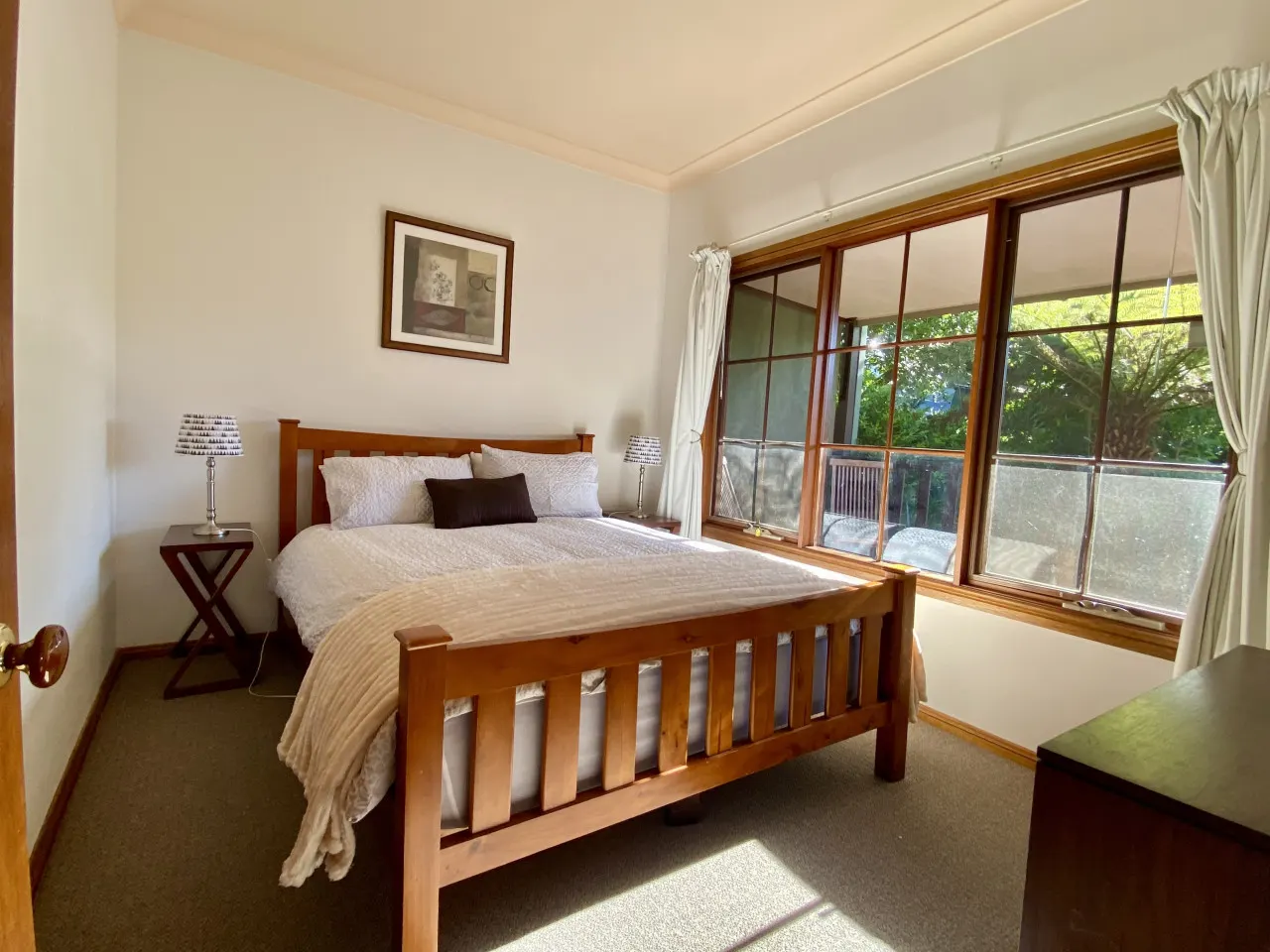 Harry's Lookout ‘Home away from Home’ 8