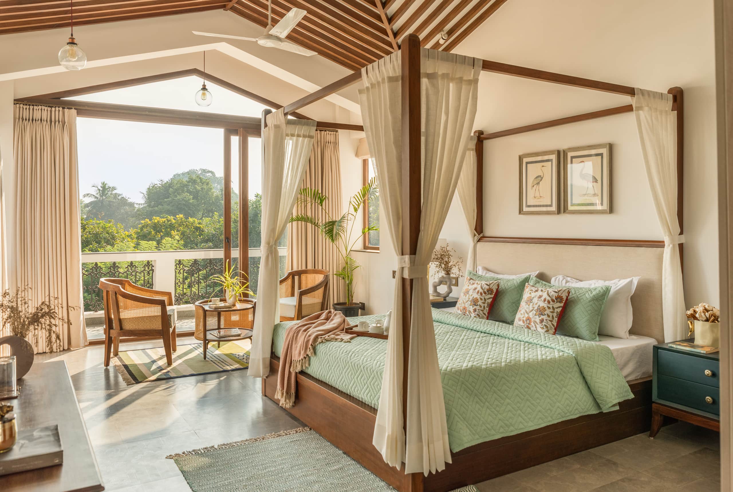 Serene HoneyDew 4BHK Vagator Standalone Villa 28