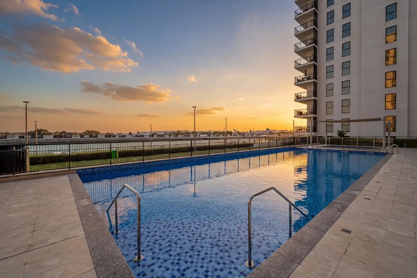 Lavish Home in the Heart of Yas Island — photo 2