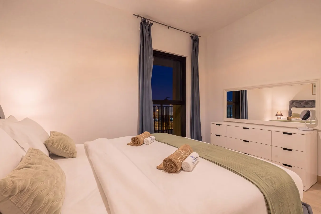 Lavish Home in the Heart of Yas Island 14