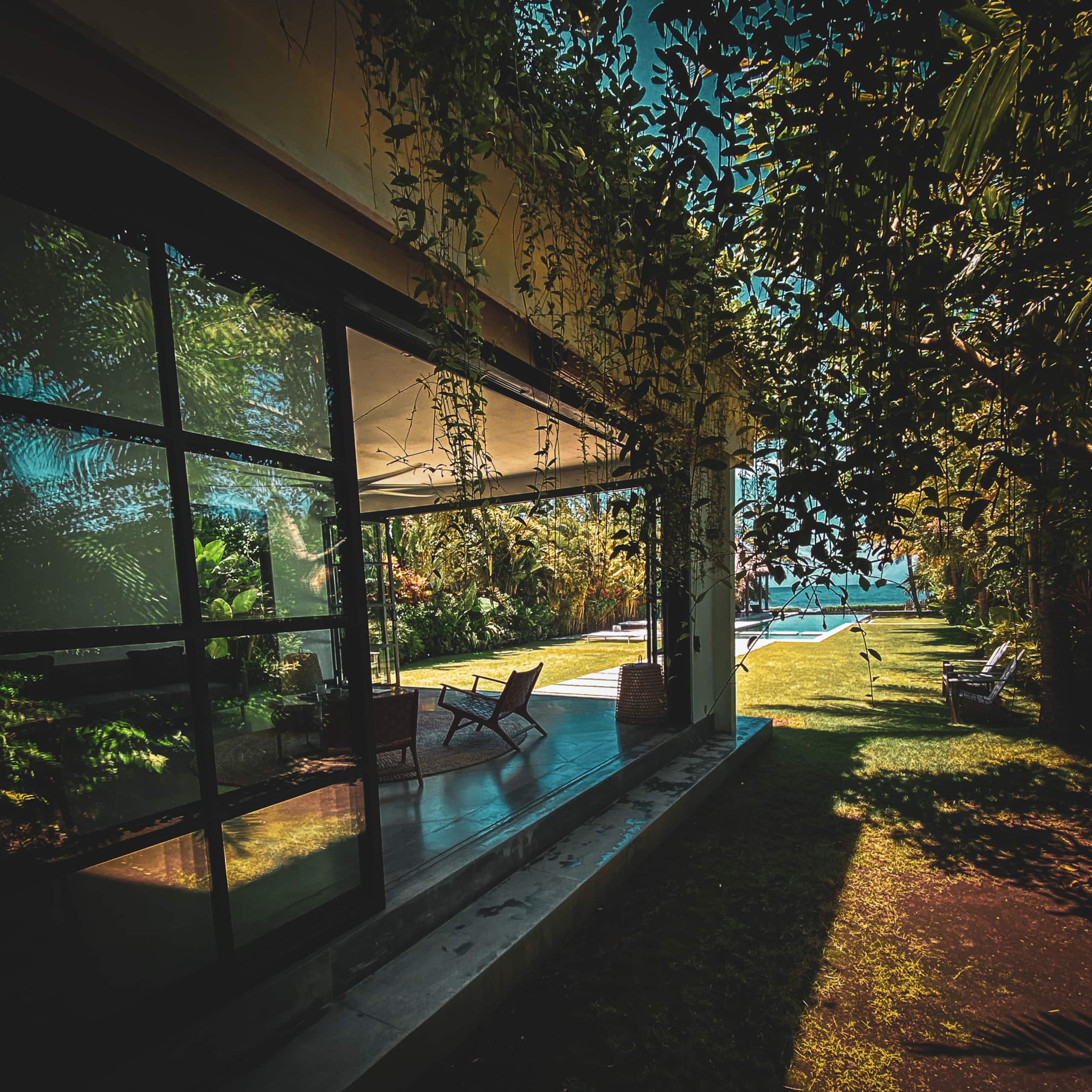 Luxury beachfront Villa Lux Tibubiu, Pasut beach 14