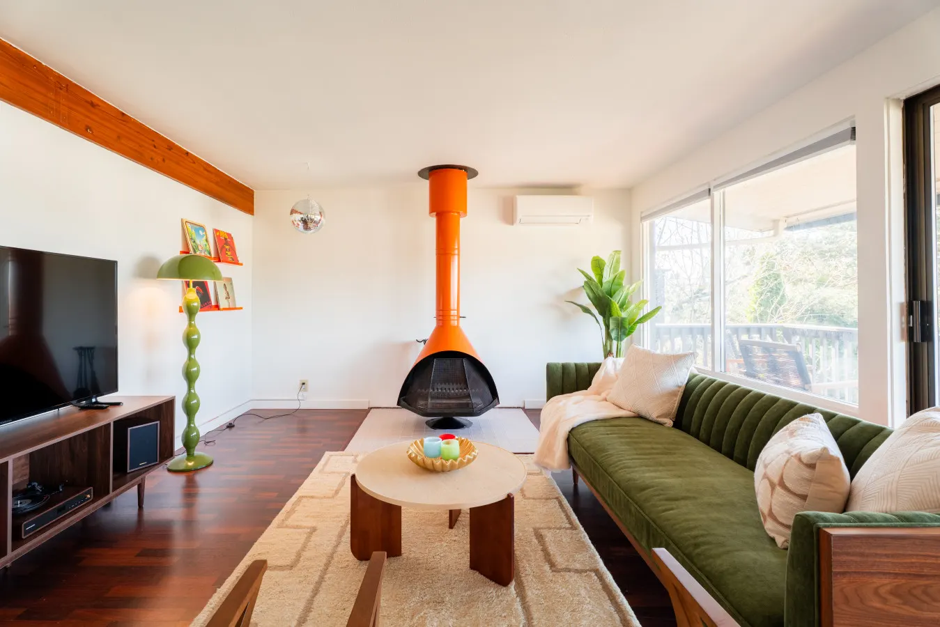 The Mod House| Near UW & Parks