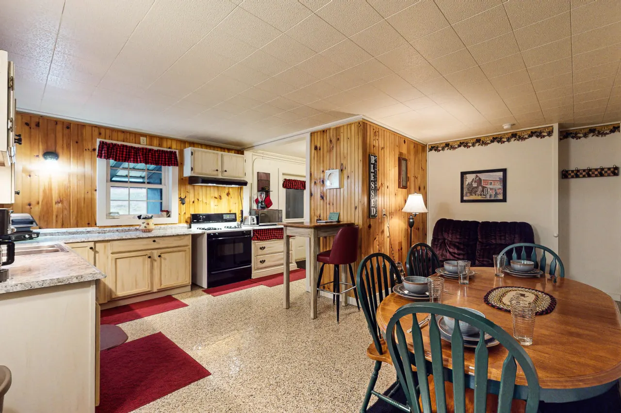 Deer Run Apartment 6