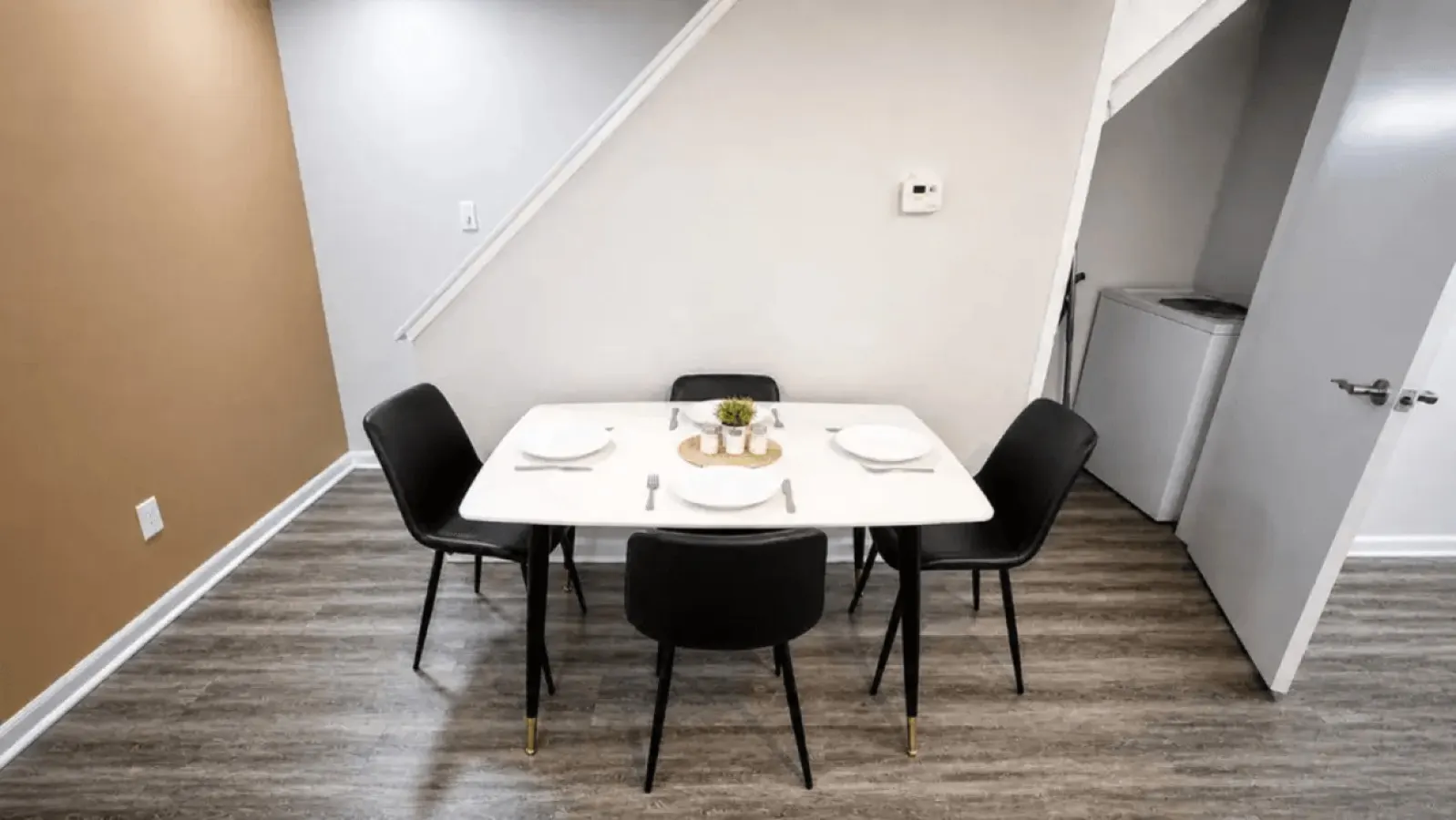 The Sutton | Modern 2BR Escape C2 — foto 5