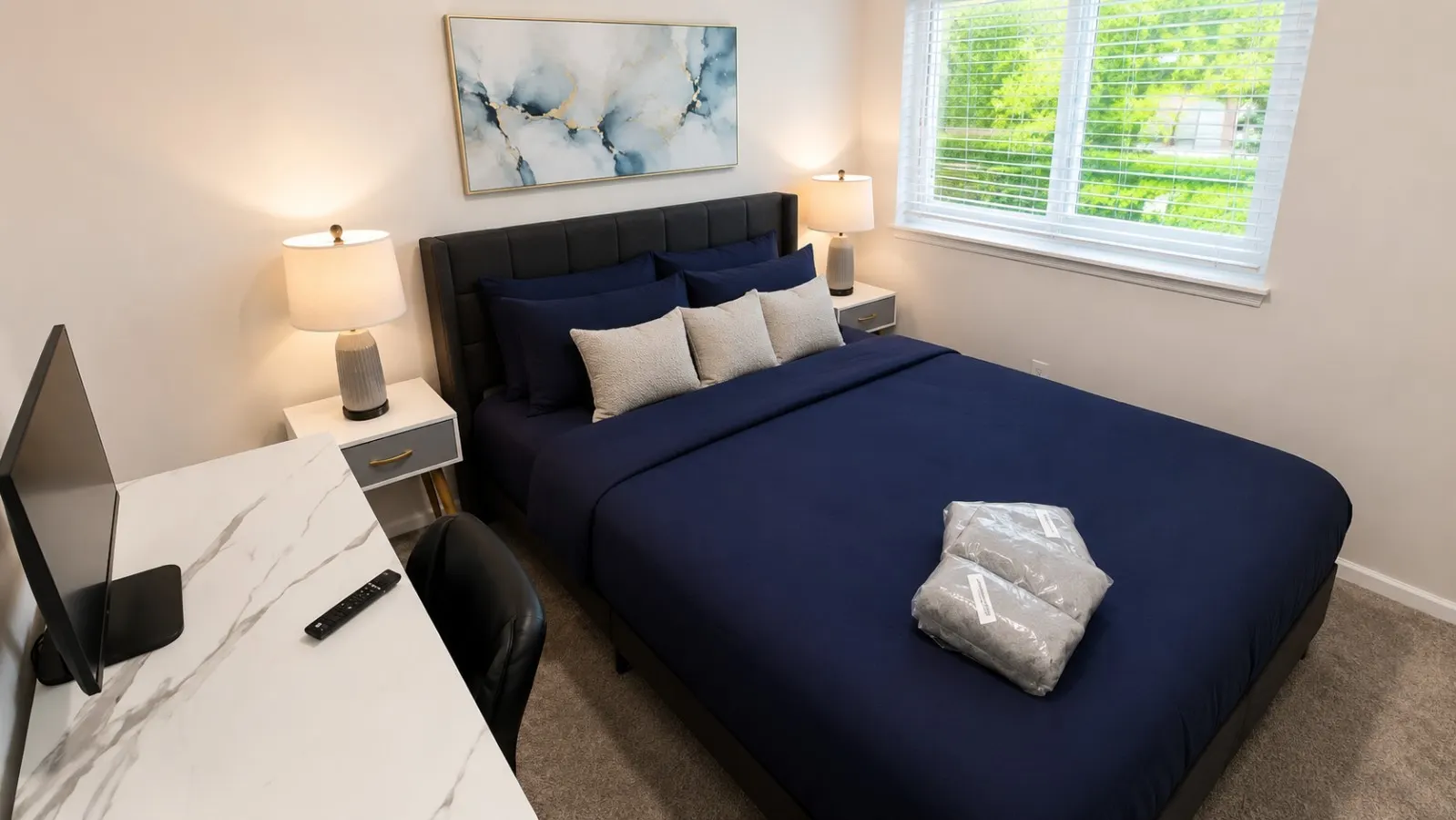 The Sutton Modern 2BR Escape C2 8
