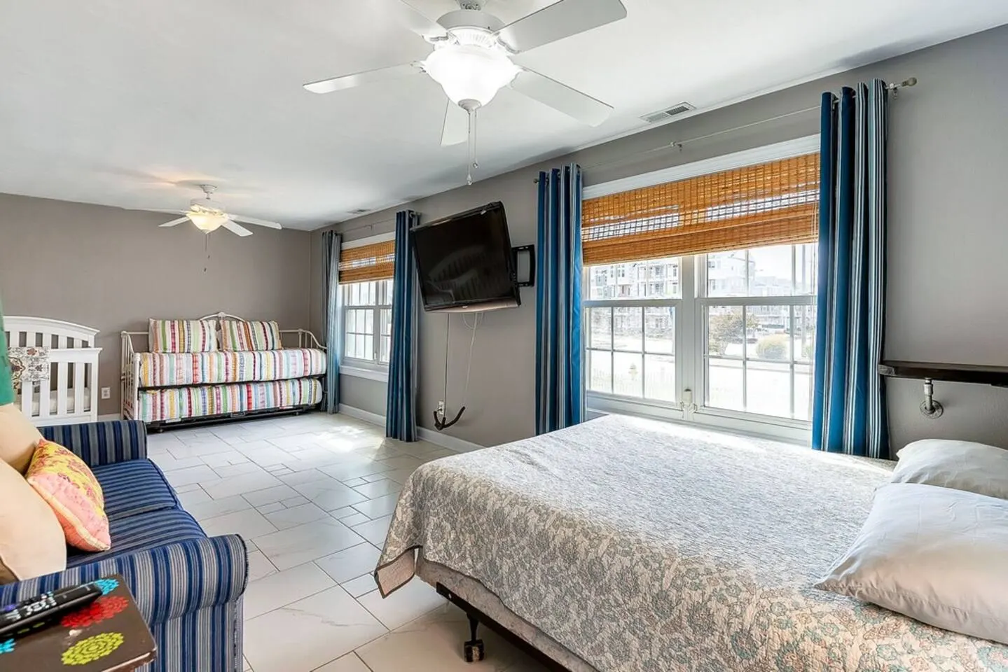 Dog-Friendly Norfolk Beach Retreat for Families 8
