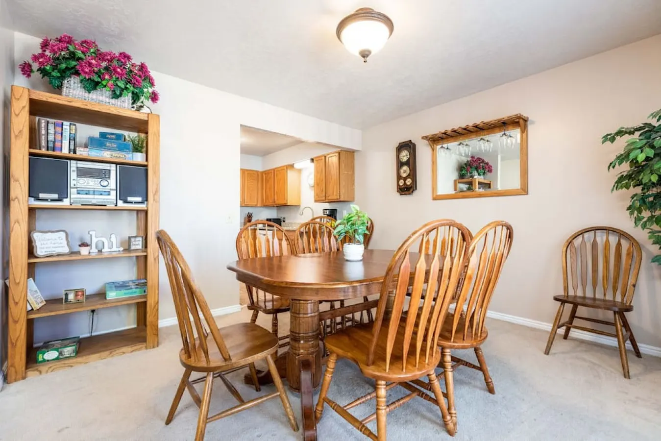 Wasatch Grove 4BR Ski Retreat + Private Hot Tub Sleeps 12 9