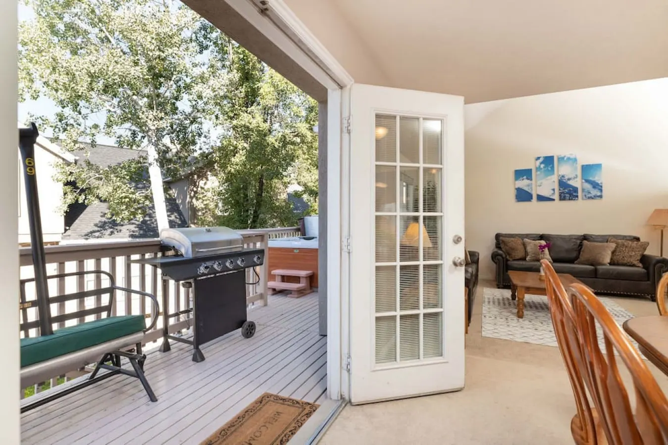 Wasatch Grove | 4BR Ski Retreat + Private Hot Tub | Sleeps 12 — photo 4
