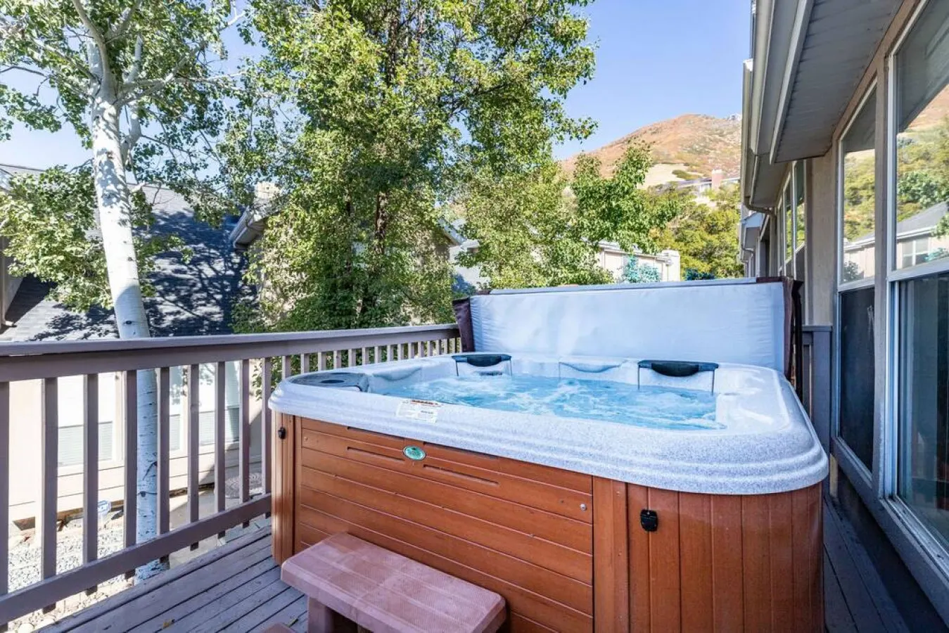 Wasatch Grove 4BR Ski Retreat + Private Hot Tub Sleeps 12 7