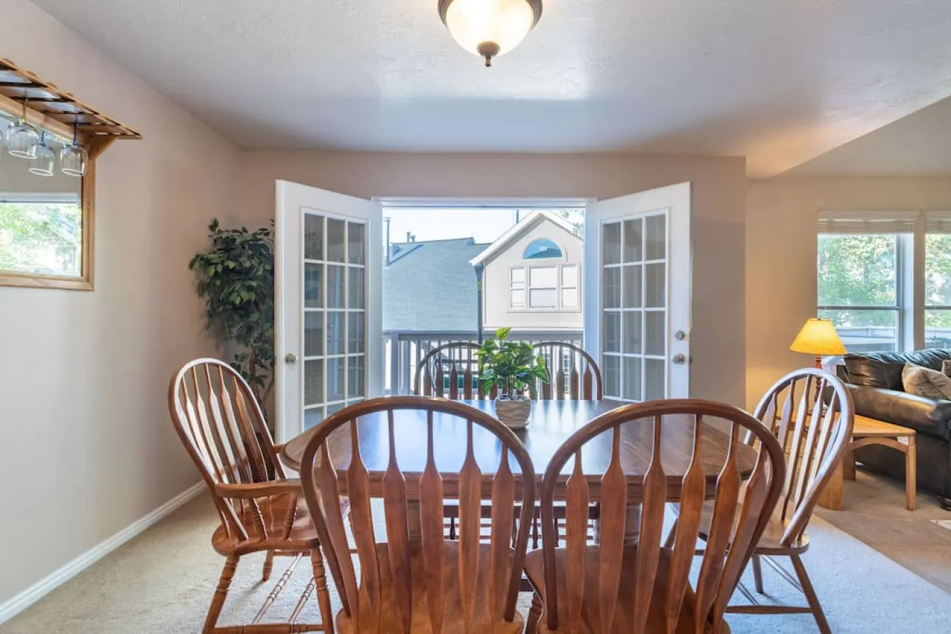 Wasatch Grove 4BR Ski Retreat + Private Hot Tub Sleeps 12 8