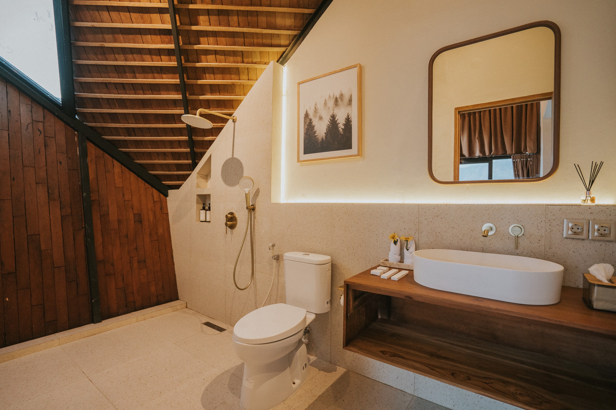 Skylake Suite - Lakefront Hot Spring & Lake View 24