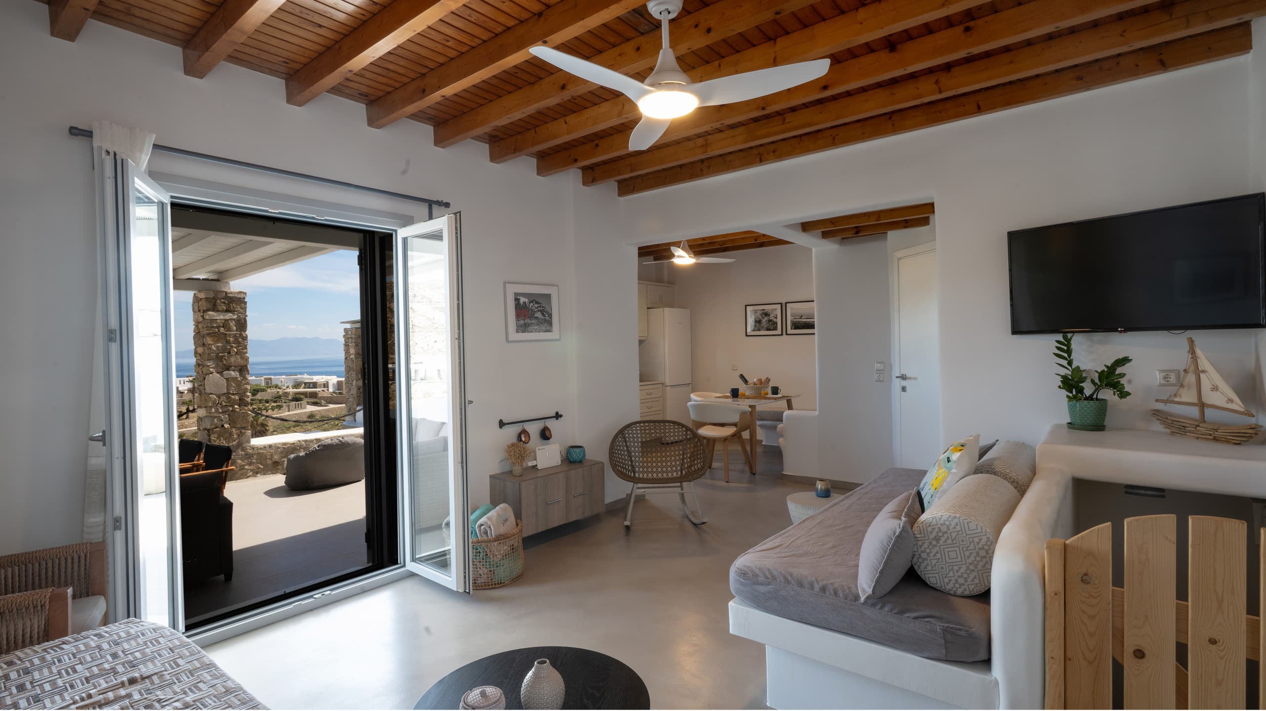Cavo Blue Superior Villa with shared pool 6