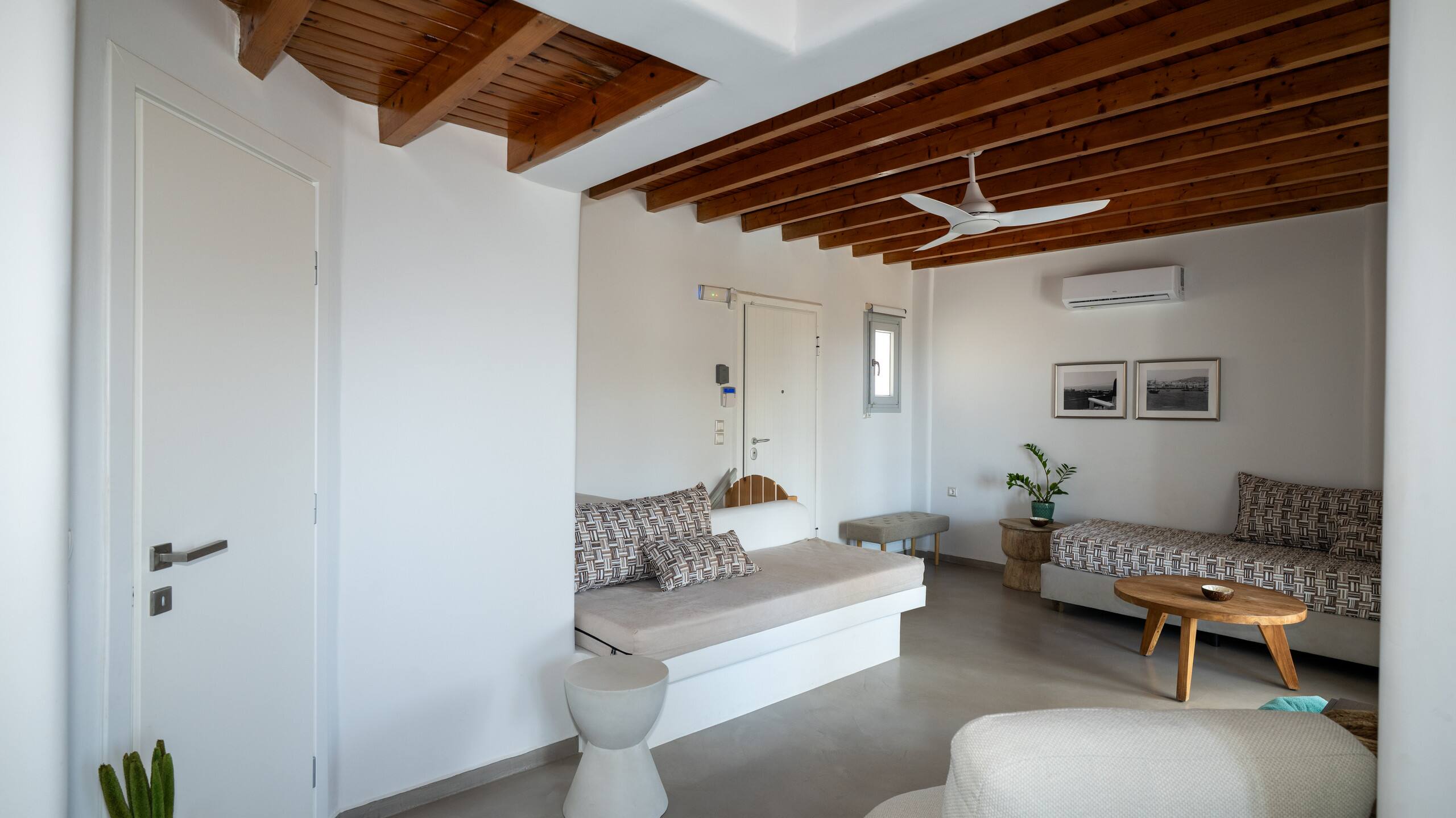 Cavo Blue Superior Villa with shared pool 8