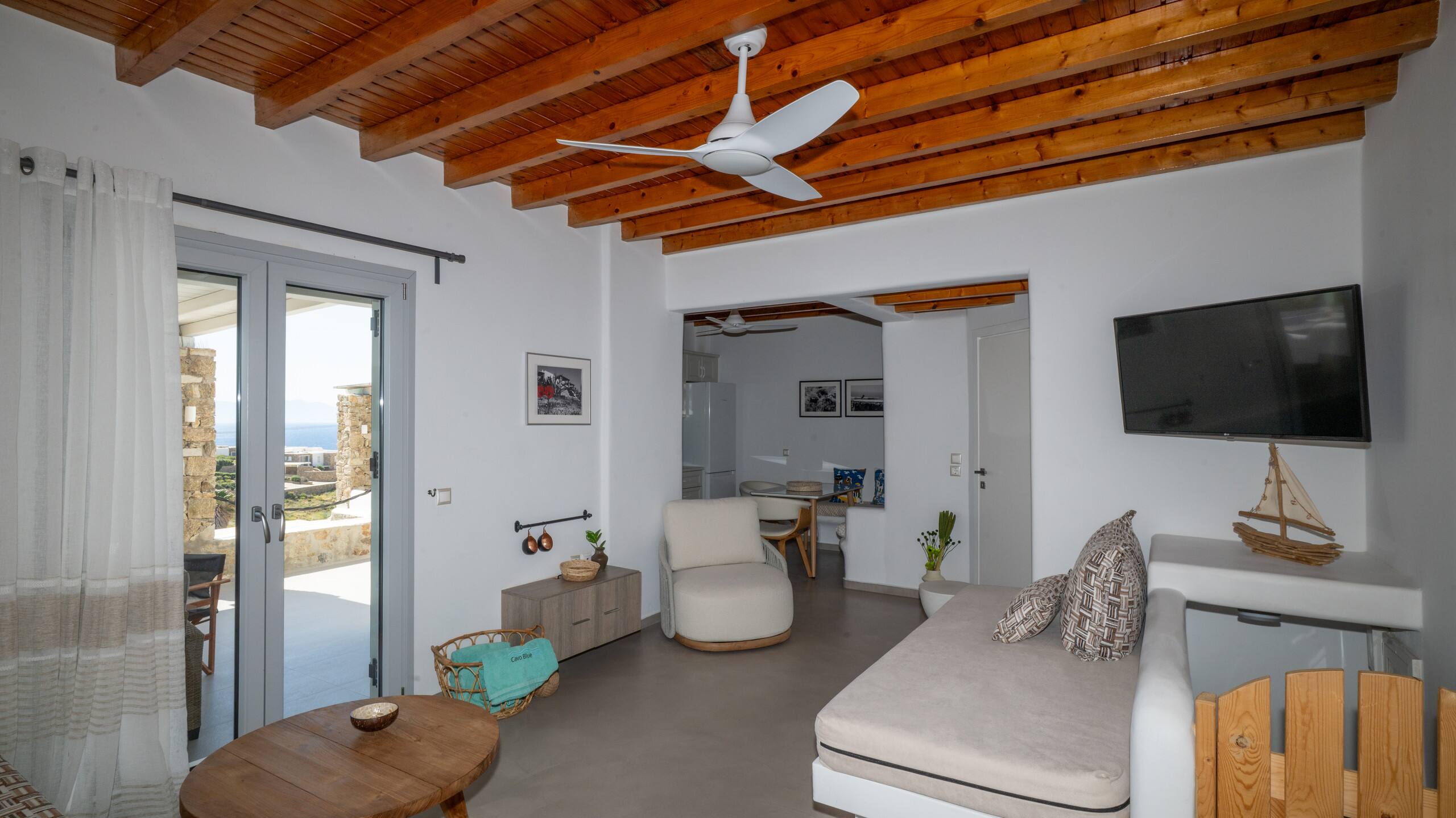 Cavo Blue Superior Villa with shared pool 10
