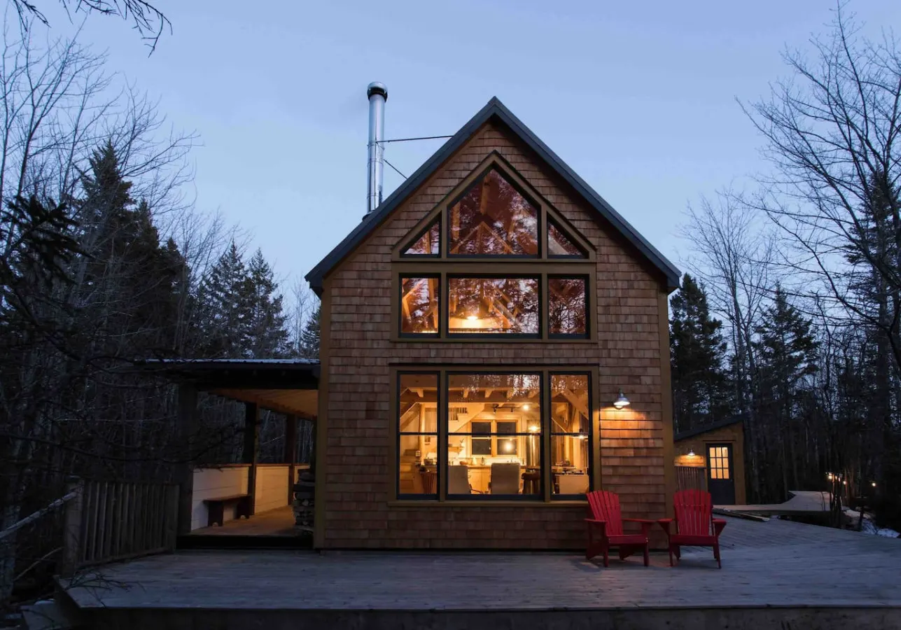 Shackup Cabin— Wood Fired Hot Tub & Near the beach 1