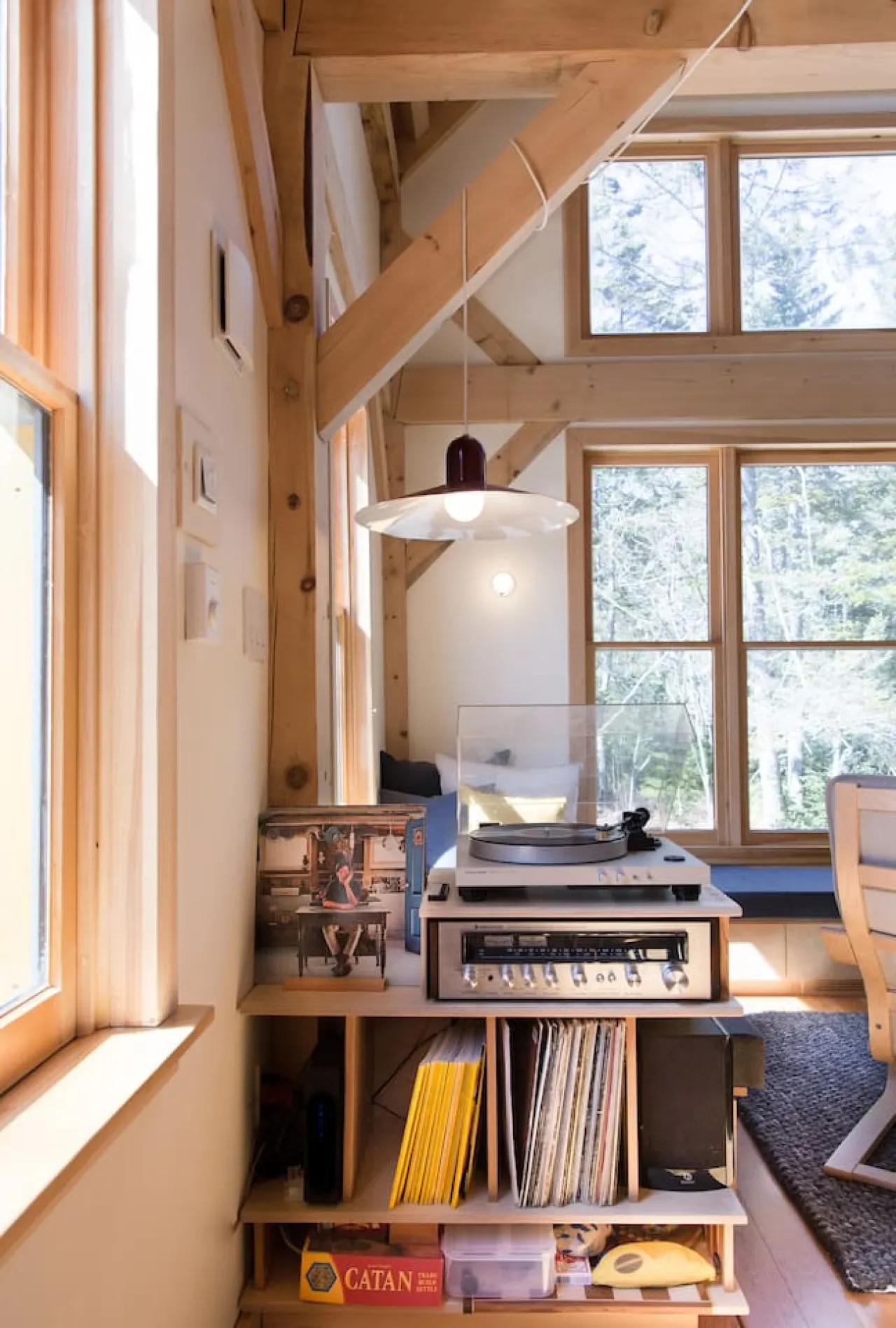 Shackup Cabin— Wood Fired Hot Tub & Near the beach 10