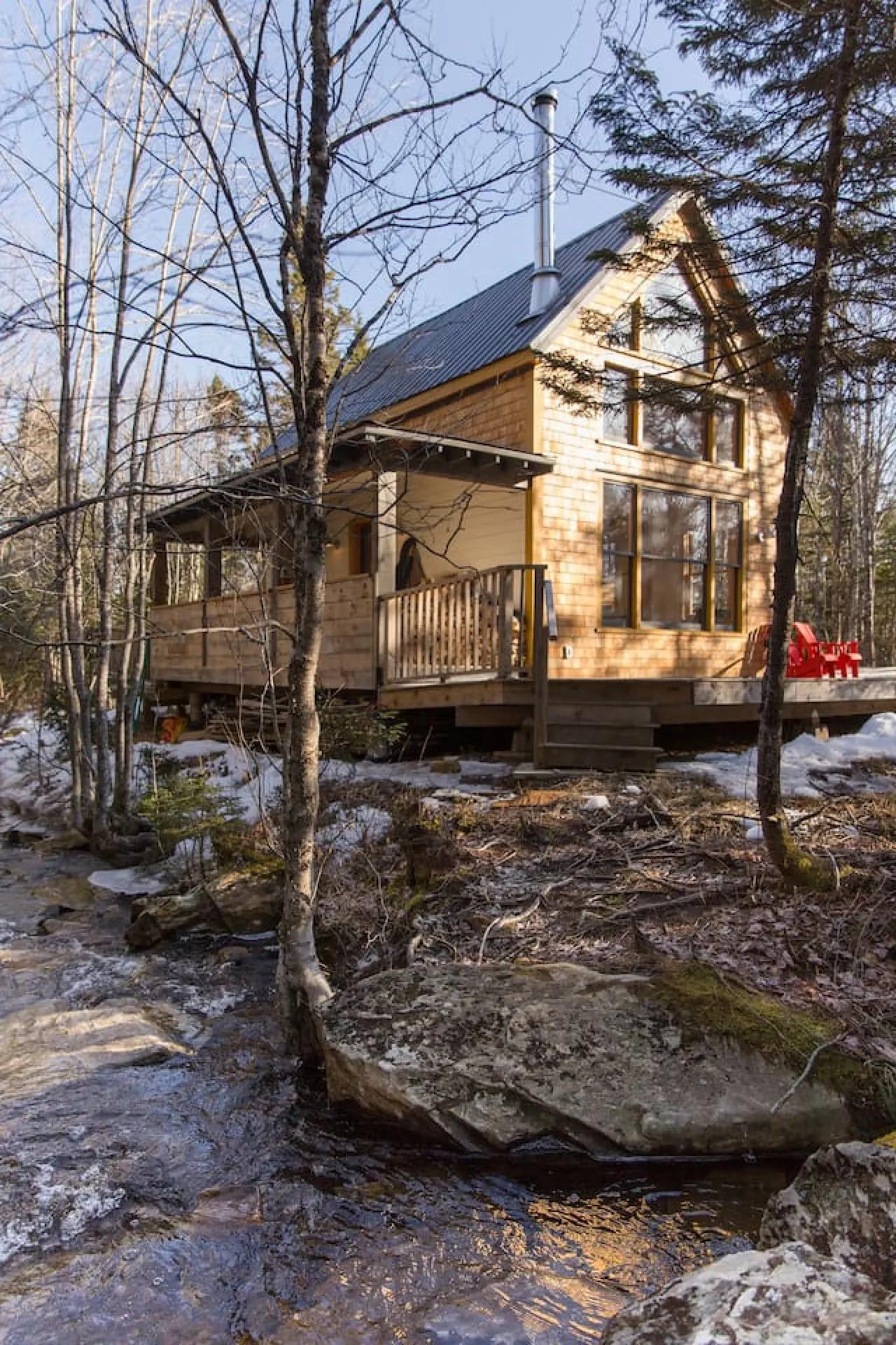 Shackup Cabin— Wood Fired Hot Tub & Near the beach 17
