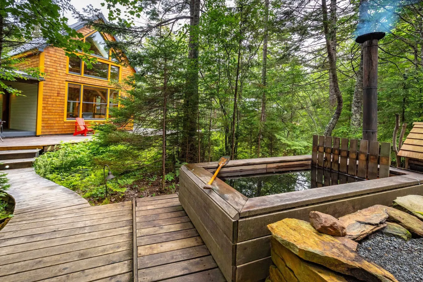 Shackup Cabin— Wood Fired Hot Tub & Near the beach 5
