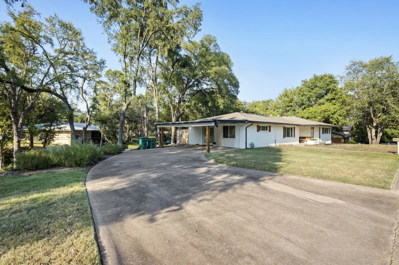 Forest Dr Sleeps 8 20