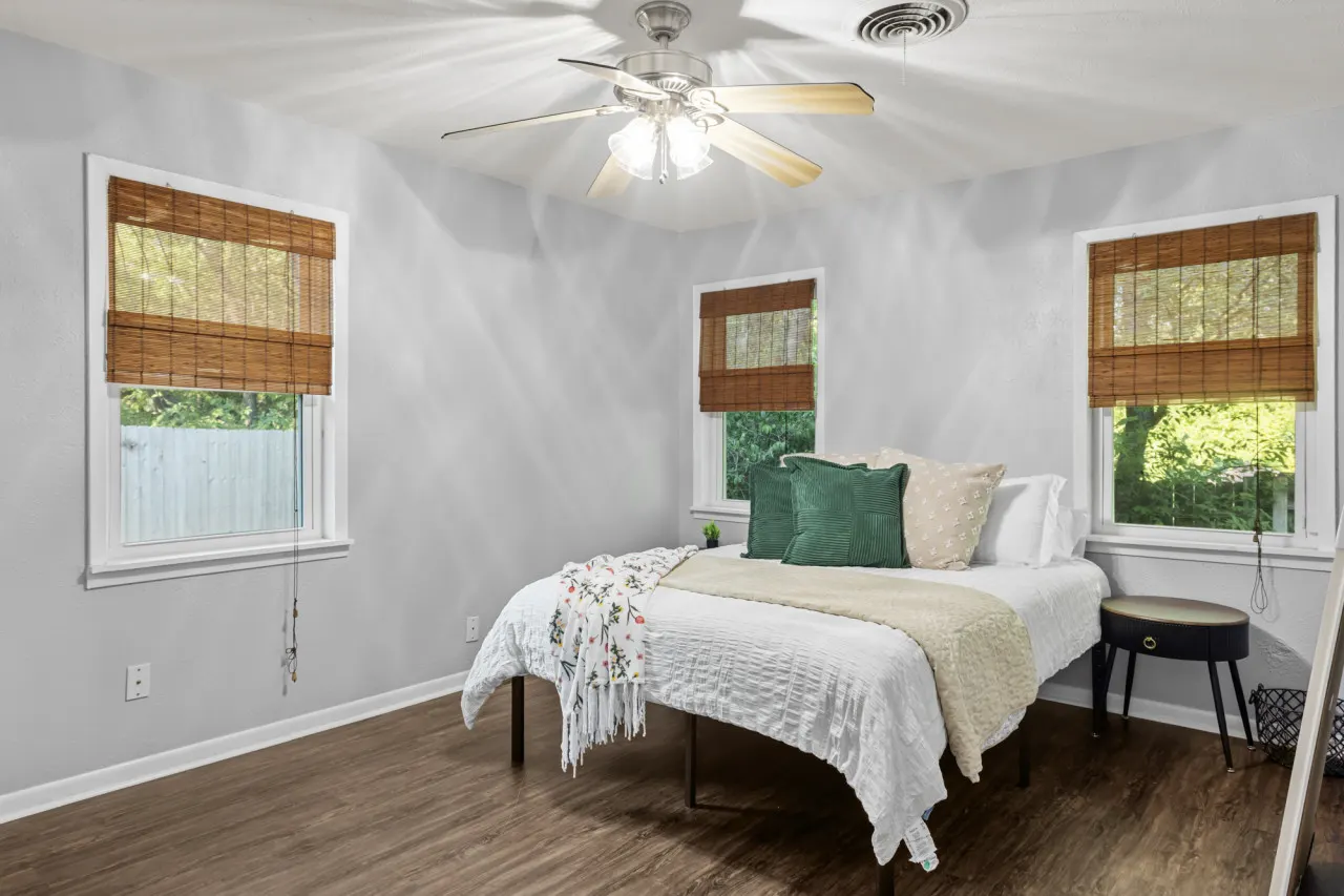 Forest Dr Sleeps 8 6